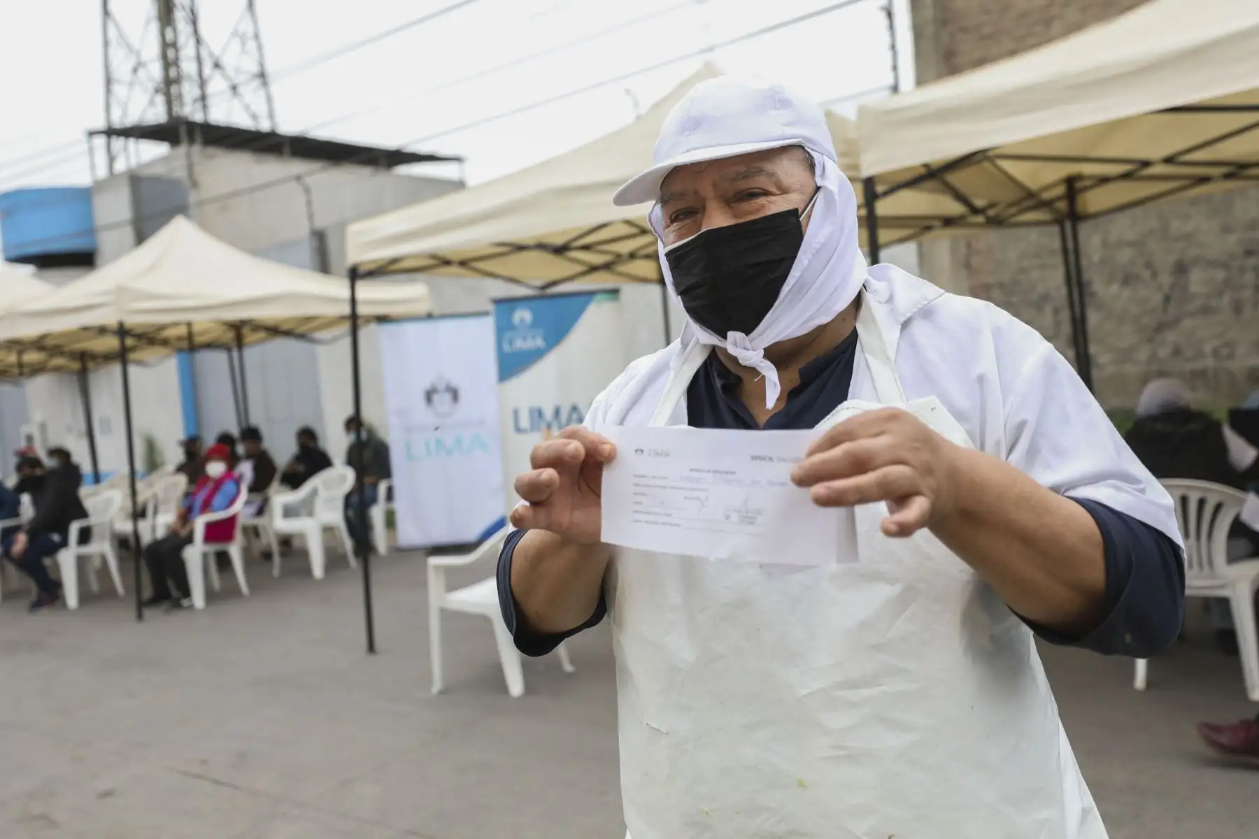 Campaña Lima te Cuida realizó pruebas de descarte Covid-19 a vecinos y comerciantes del mercado de San Pedro en Villa El Salvador. Foto: ANDINA/Municipalidad de Lima