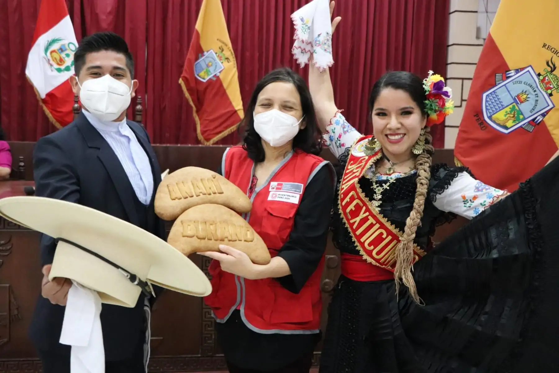 La ministra de la Mujer y Poblaciones Vulnerables, Anahí Durand,  encabezó "Dialogando Juntas", encuentro del MIMP con las mujeres organizadas de la región. Foto: MIMP