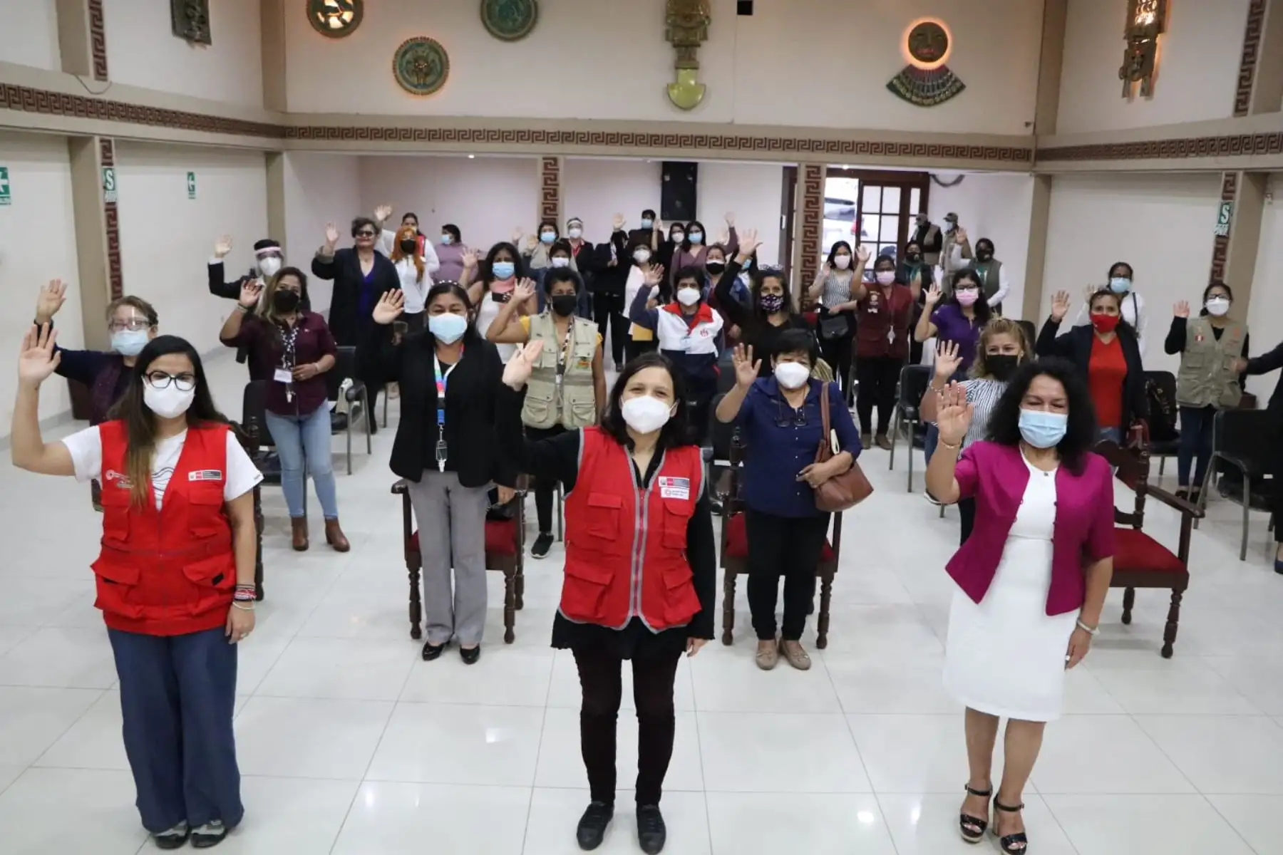 La ministra de la Mujer y Poblaciones Vulnerables, Anahí Durand,  encabezó "Dialogando Juntas", encuentro del MIMP con las mujeres organizadas de la región. Foto: MIMP