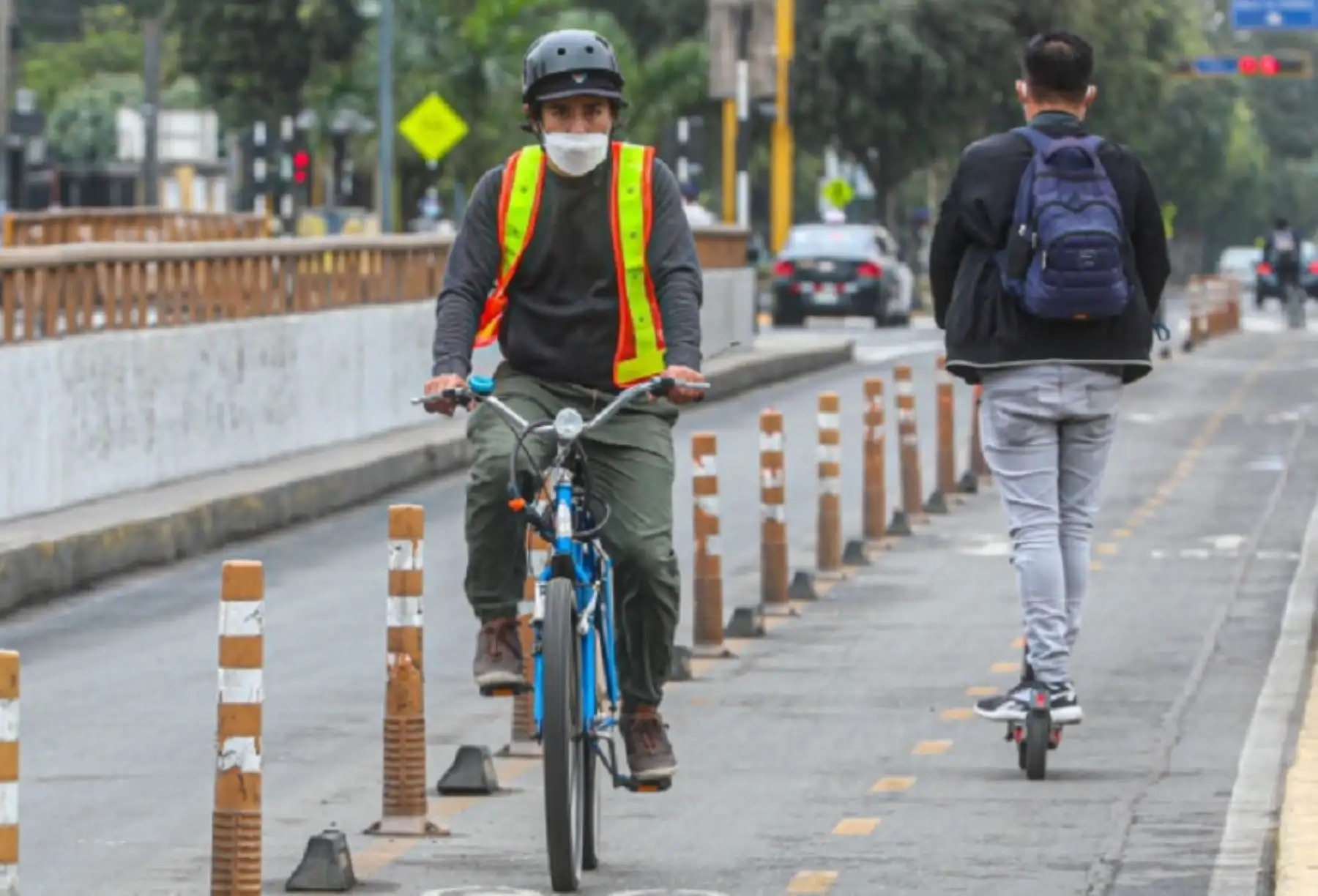 Gracias al compromiso de las autoridades de la municipalidad provincial de Pisco que apostaron por la movilidad sostenible, los ciudadanos de esta localidad costeña cuentan con una red de ciclovías de más de 10 kilómetros de longitud que integra de manera estratégica a la ciudad.