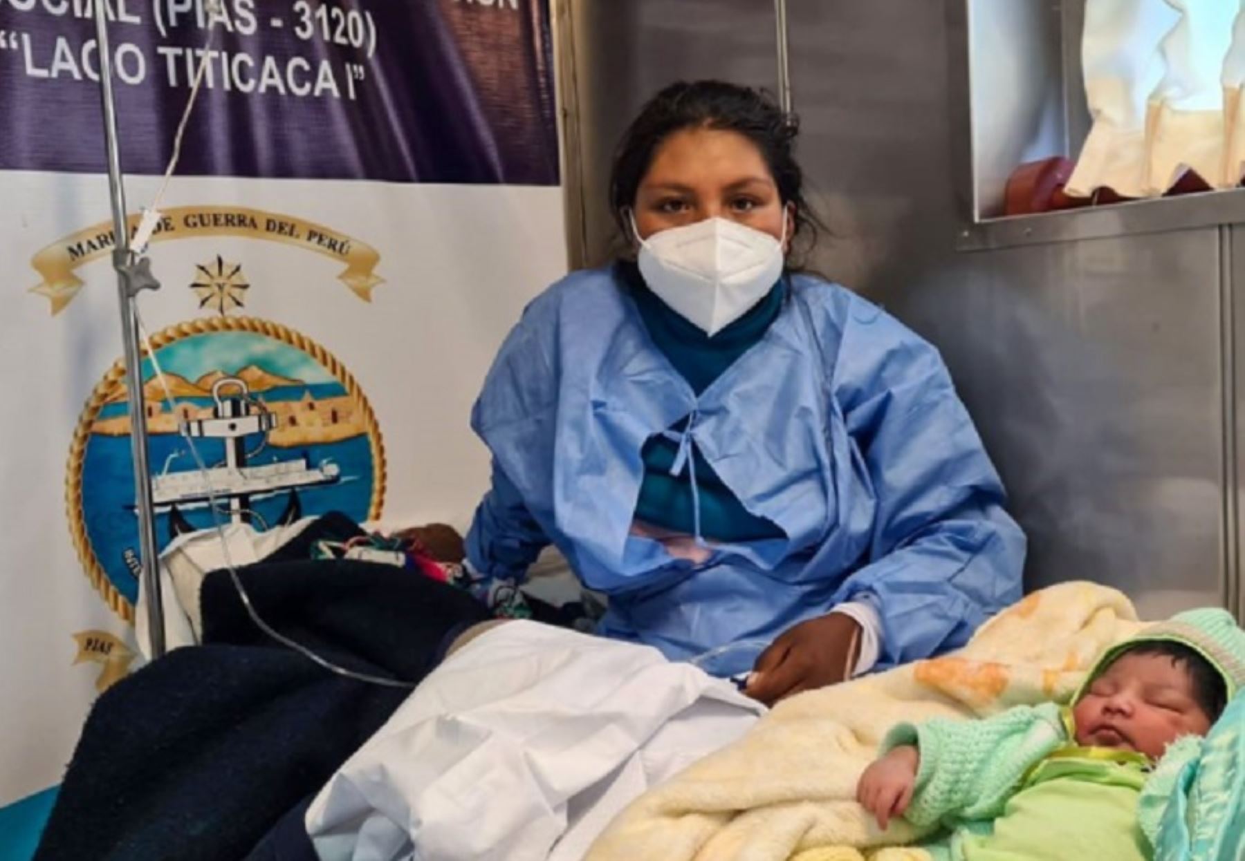 La PIAS Lago Titicaca I se convirtió por primera vez en su historia en una sala de parto, luego de que el personal médico a bordo atendiera de emergencia el nacimiento de la pequeña Dayhi Milek, a orillas de la isla Amantaní, en la región de Puno.