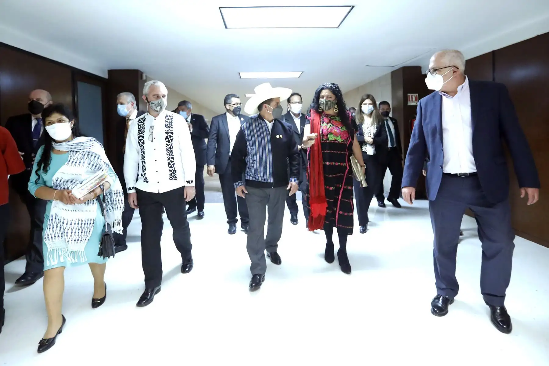 Presidente Pedro Castillo asistió a la inauguración de la exposición “Camina el autor” de Guamán Poma de Ayala, en el Museo de Antropología de México. Foto: ANDINA/Prensa Presidencia