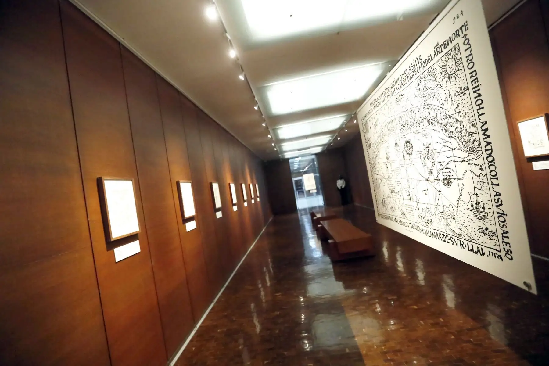 Presidente Pedro Castillo asistió a la inauguración de la exposición “Camina el autor” de Guamán Poma de Ayala, en el Museo de Antropología de México. Foto: ANDINA/Prensa Presidencia