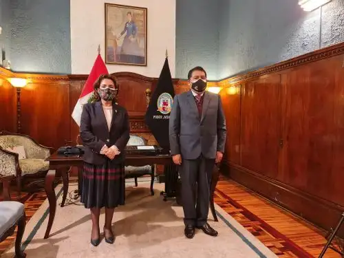 Presidenta del PJ. Elvia Barrios, se reunió con el presidente de la Corte Superior Nacional, César Sahuanay Calsín .