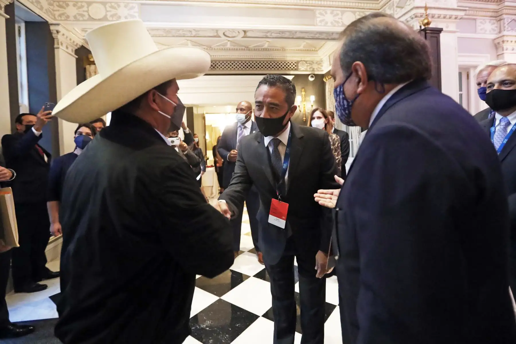 El presidente de la República, Pedro Castillo, sostuvo un encuentro con empresarios de la Cámara de Comercio Americana de Perú - Amchan Perú, en Washington D.C. para fortalecer los lazos comerciales y de inversión entre ambos países. Foto: ANDINA/Prensa Presidencia