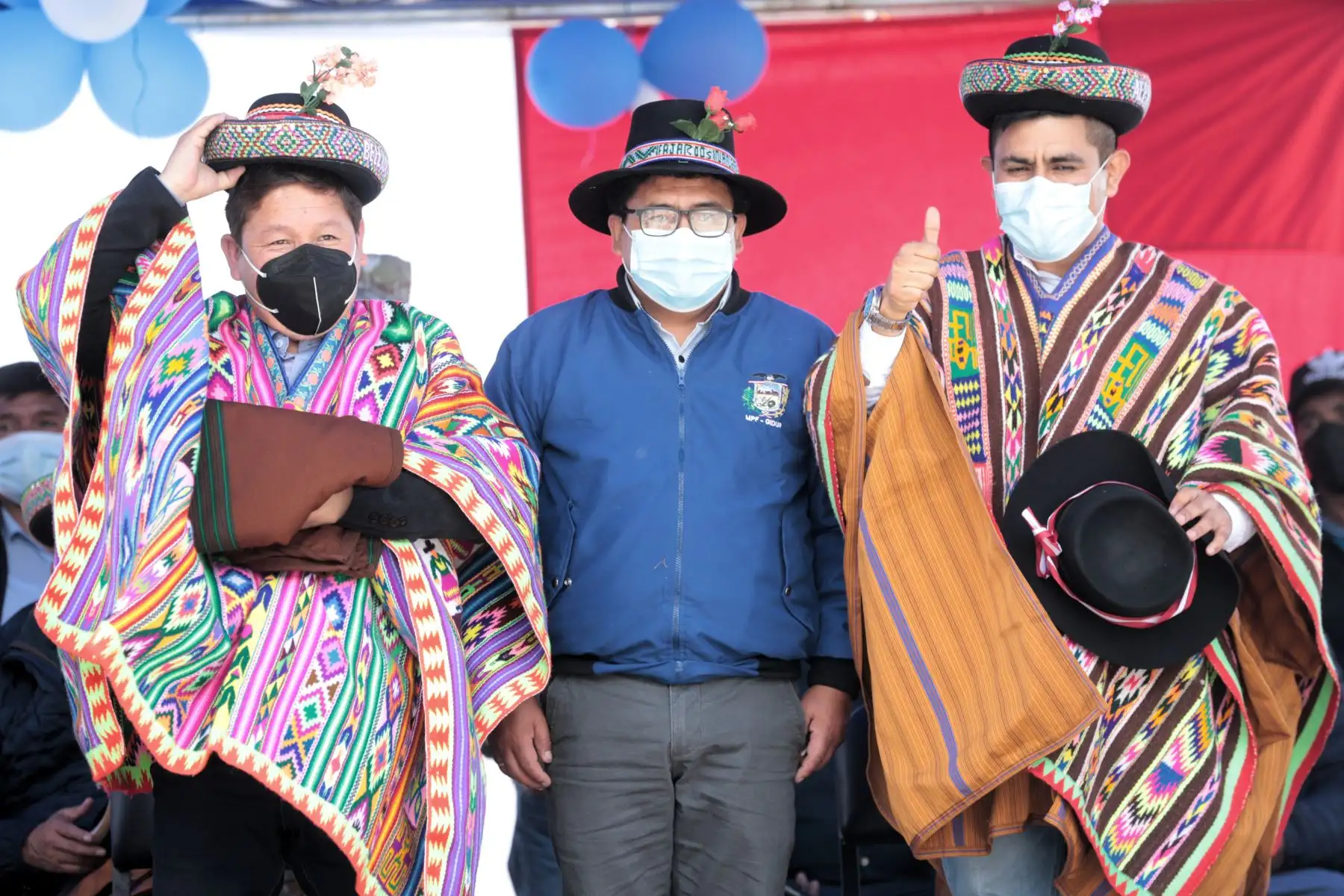 El presidente del Consejo de Ministros, Guido Bellido, participa en el espacio de diálogo para el desarrollo del distrito de Canaria en la región Ayacucho. Foto: ANDINA/PCM
