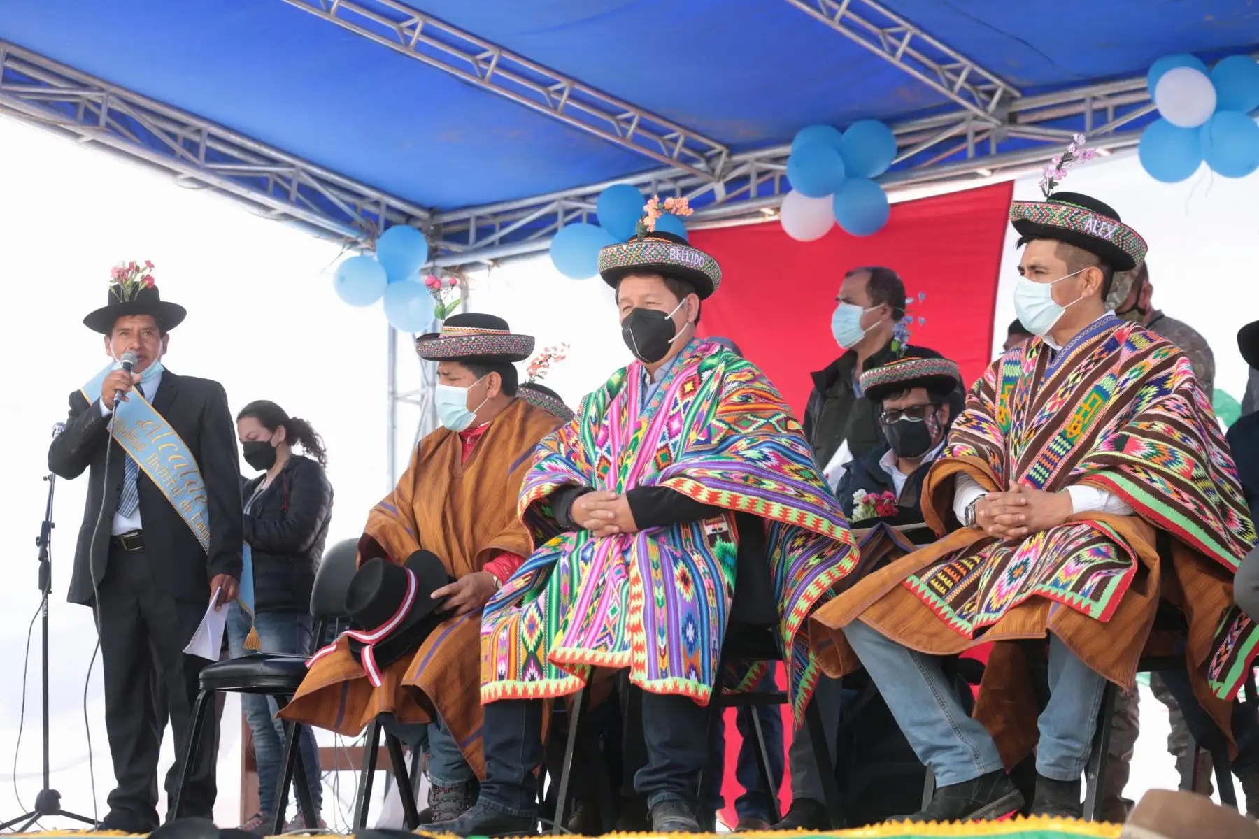El presidente del Consejo de Ministros, Guido Bellido, participa en el espacio de diálogo para el desarrollo del distrito de Canaria en la región Ayacucho. Foto: ANDINA/PCM