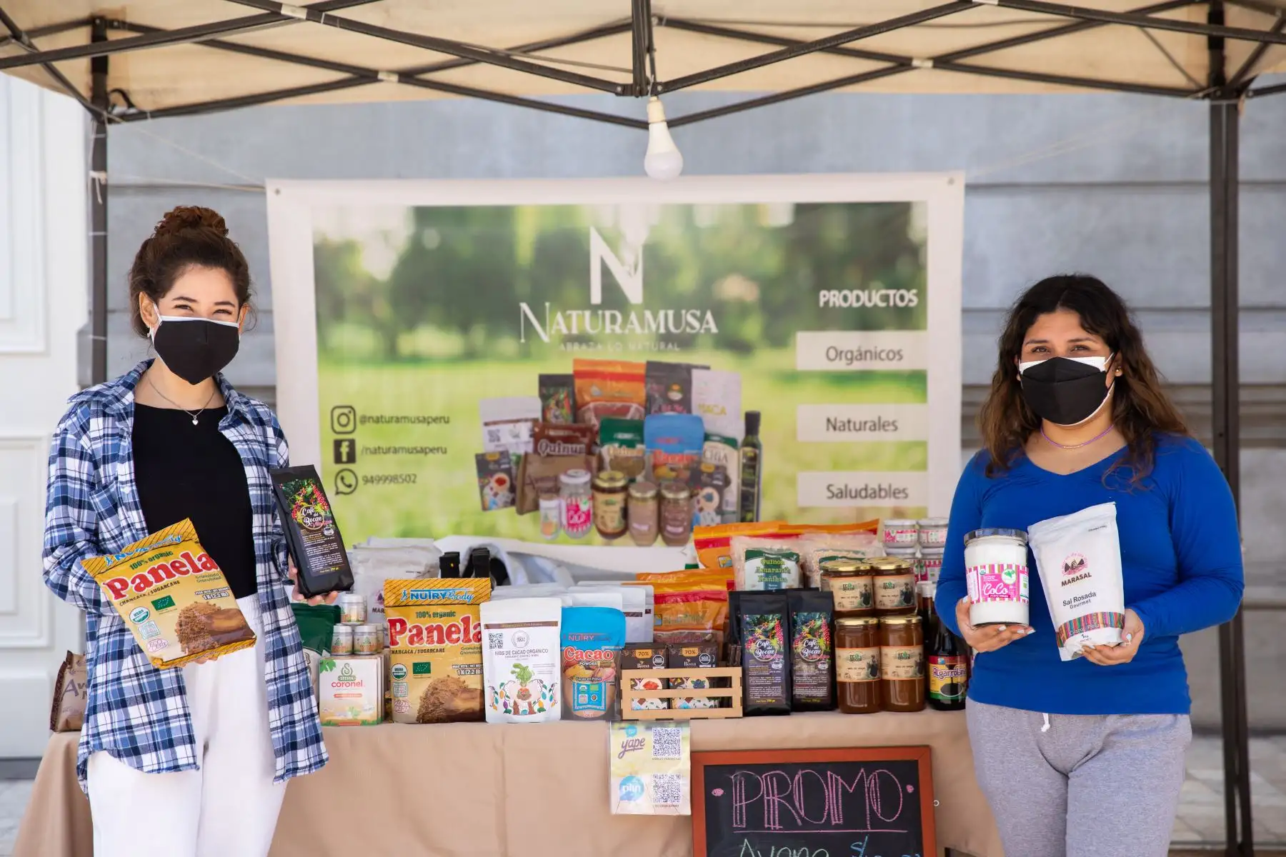Hasta el domingo 26 de septiembre, la Municipalidad de Lima organizará la feria Emprendedores 2021 edición primavera, donde 50 pequeños comerciantes ofrecen ropa y calzado de temporada, artículos para el hogar, implementos e indumentaria para hacer deporte, postres y mucho más. Foto: ANDINA/Municipalidad de Lima