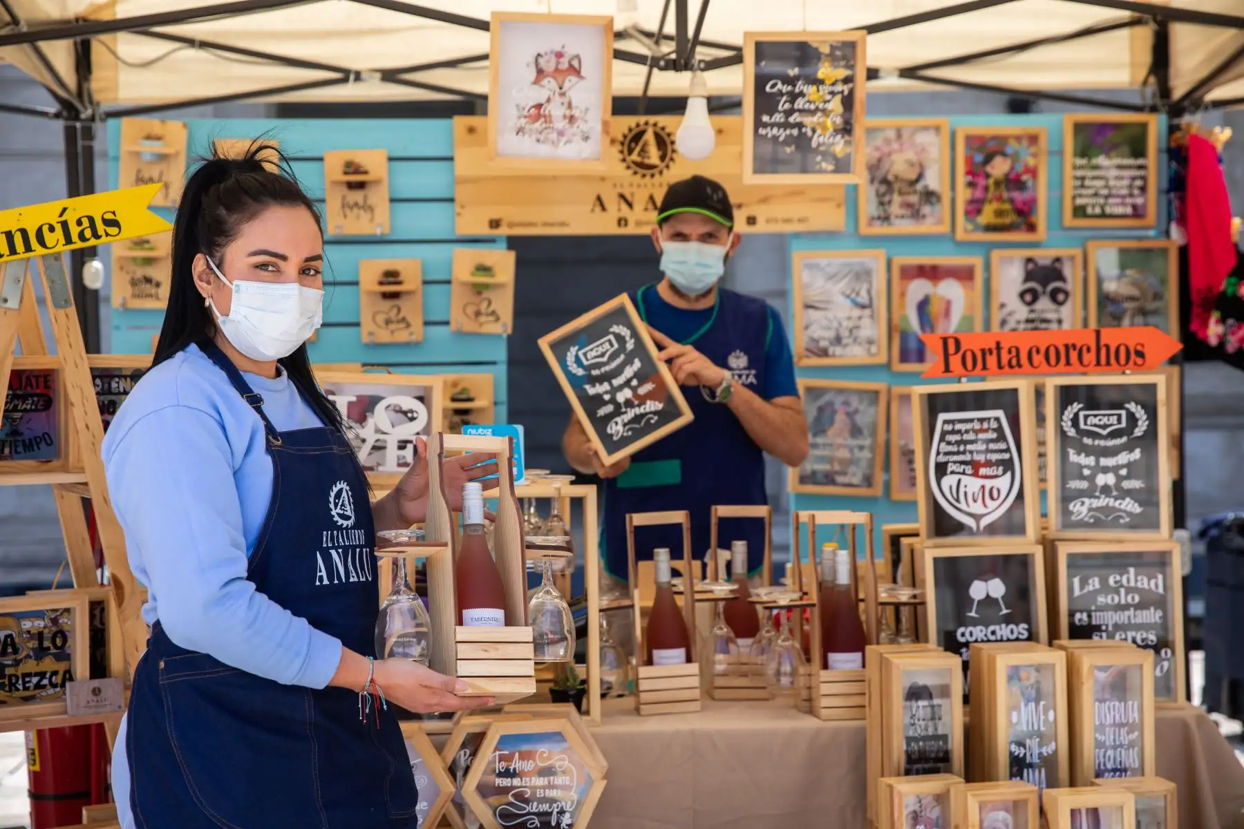 Hasta el domingo 26 de septiembre, la Municipalidad de Lima organizará la feria Emprendedores 2021 edición primavera, donde 50 pequeños comerciantes ofrecen ropa y calzado de temporada, artículos para el hogar, implementos e indumentaria para hacer deporte, postres y mucho más. Foto: ANDINA/Municipalidad de Lima