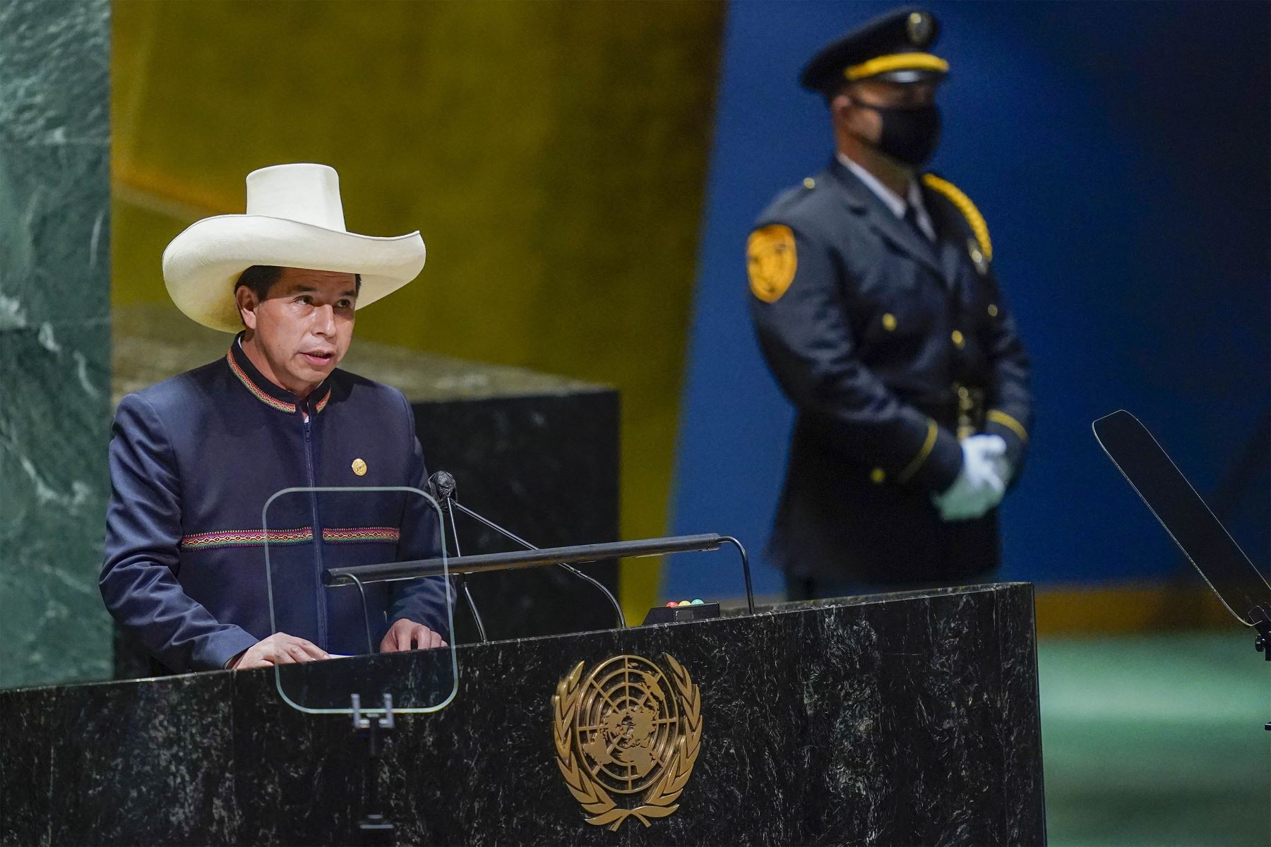 El presidente de Perú, Pedro Castillo, se dirige al 76 ° período de sesiones de la Asamblea General de la ONU en Nueva York.
Foto: AFP