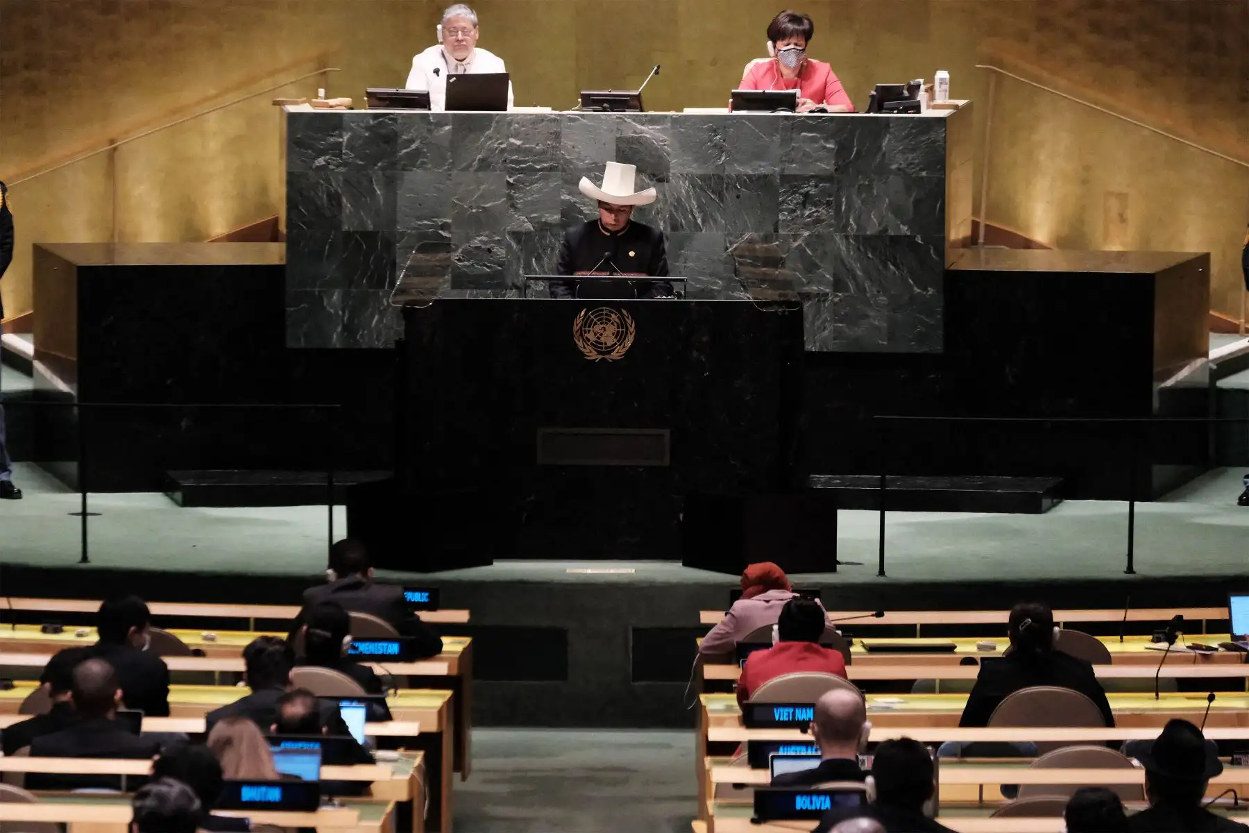 El presidente de Perú, Pedro Castillo, se dirige al 76 ° período de sesiones de la Asamblea General de la ONU en Nueva York.
Foto: AFP