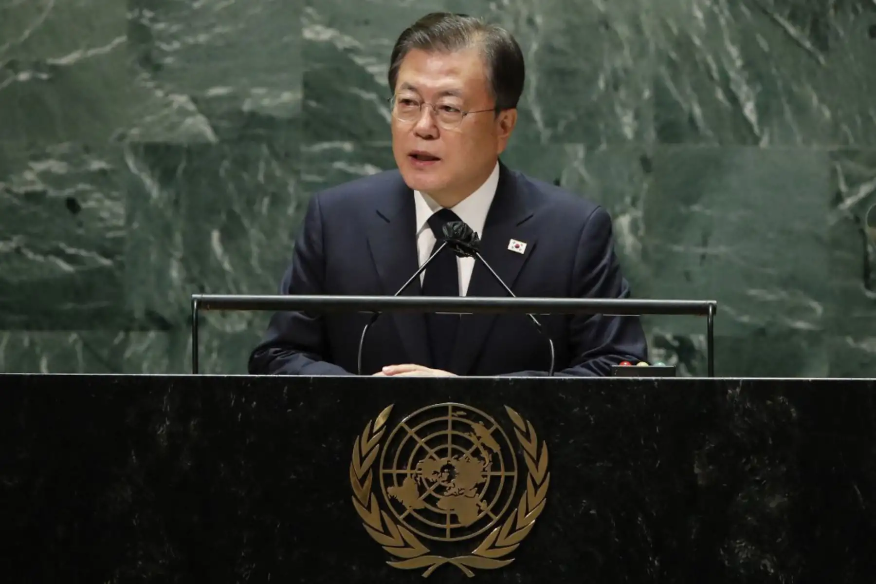 El presidente de Corea del Sur, Moon Jae-in, se dirige al 76 ° período de sesiones de la Asamblea General de la ONU el 21 de septiembre de 2021 en Nueva York. Foto: AFP