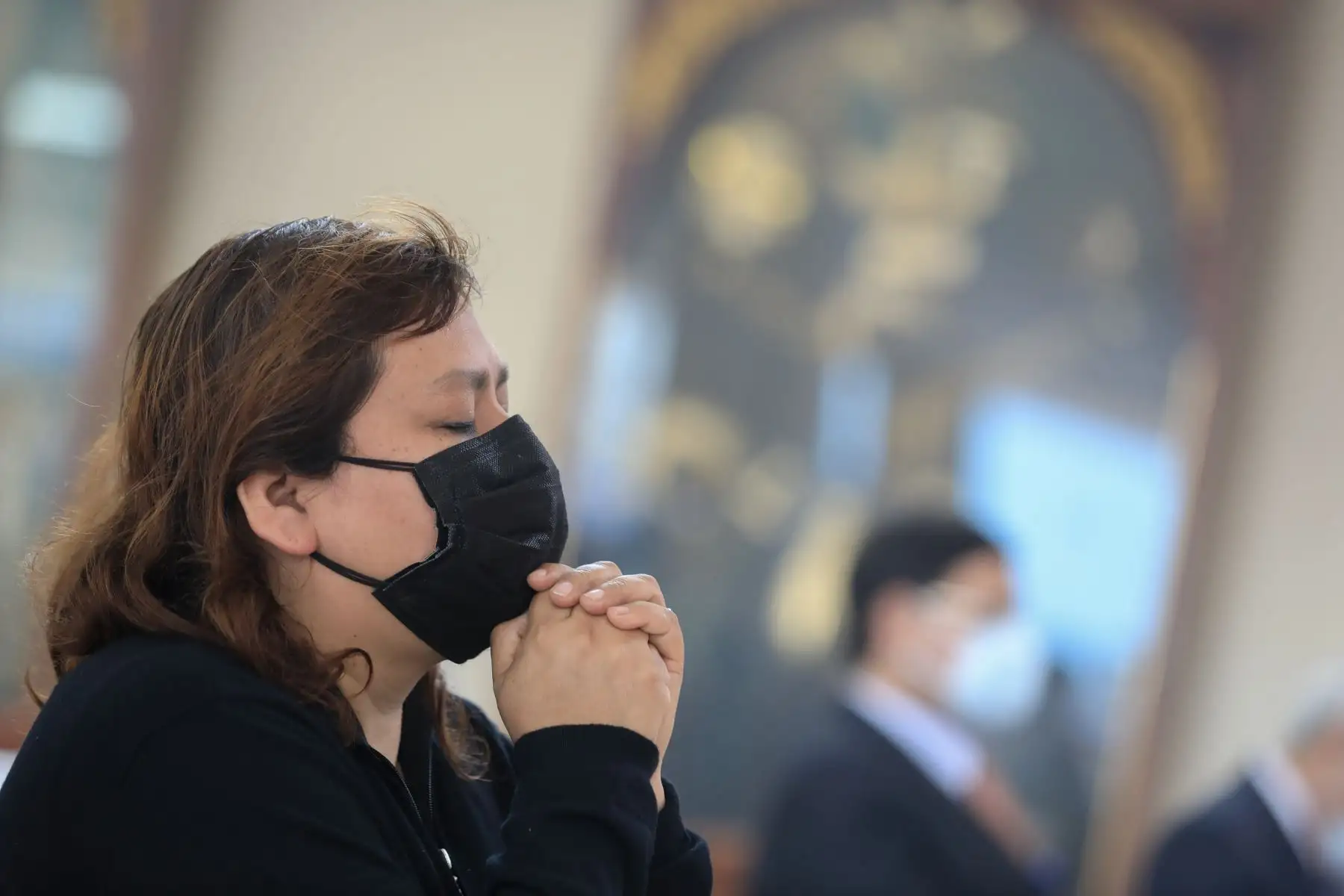 Misa por la Semana del Donante de Órganos y Tejidos. EsSalud realizó exitosos trasplantes durante la pandemia, que se lograron gracias a las familias que respetaron la voluntad de sus seres queridos de donar órganos y tejidos para que otras personas sigan viviendo. Foto: EsSalud