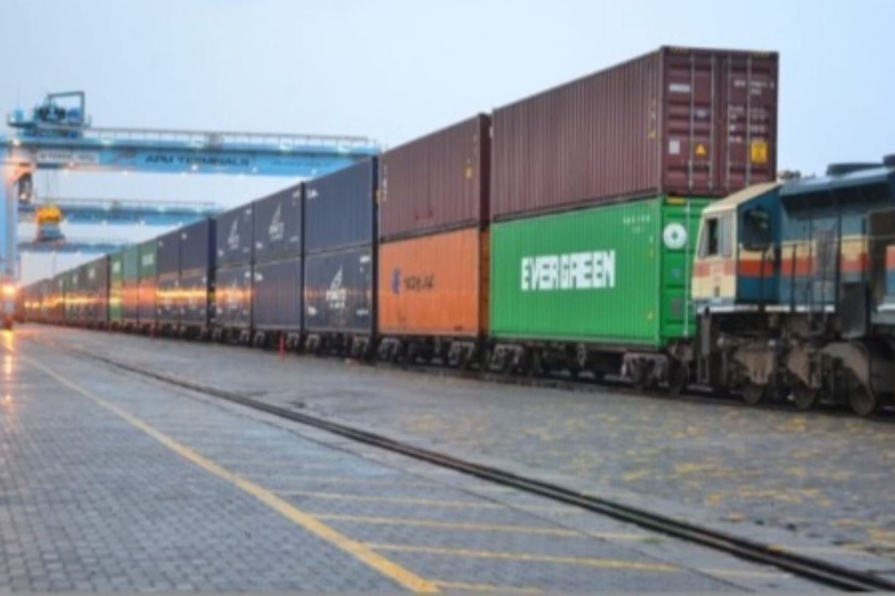 Ferrocarril Tacna-Arica y Zona Franca impulsarán el desarrollo de la región