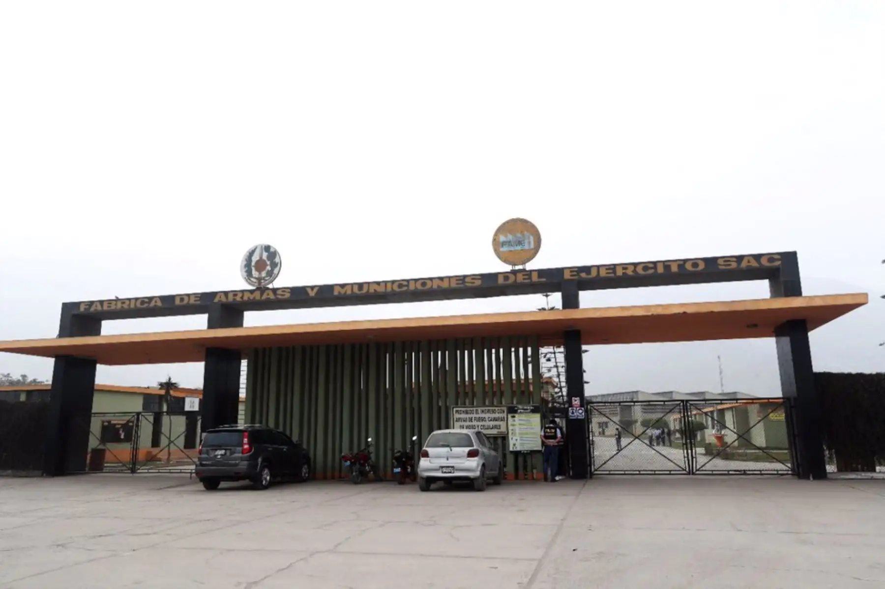 A consecuencia de una explosión se produjo un incendio en un polvorín dentro de las instalaciones de la Fábrica de Armas y Municiones del Ejército S.A.C (FAME SAC), Foto: Ministerio de Defensa