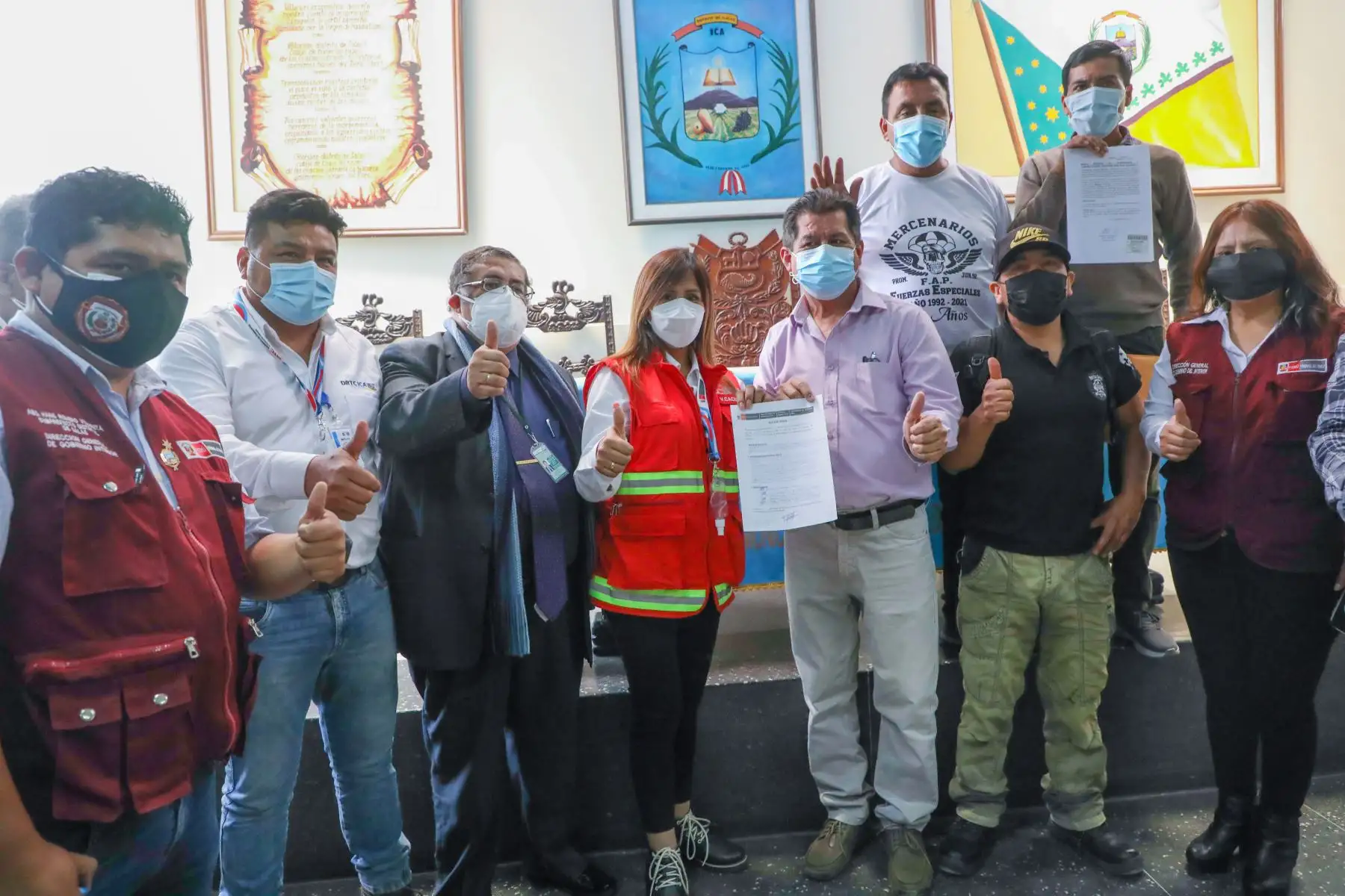 Acompañada de un equipo técnico del Ministerio de Transportes y Comunicaciones (MTC), la viceministra de Transportes, Verónica Cáceres, inspeccionó las zonas de Paracas y Santa Cruz de Villacurí, en la región Ica, con la finalidad de atender las demandas de la población en torno a la seguridad vial en el tercer tramo de la autopista Panamericana Sur, a cargo de la Concesionaria Vial del Perú S.A. Foto: MTC