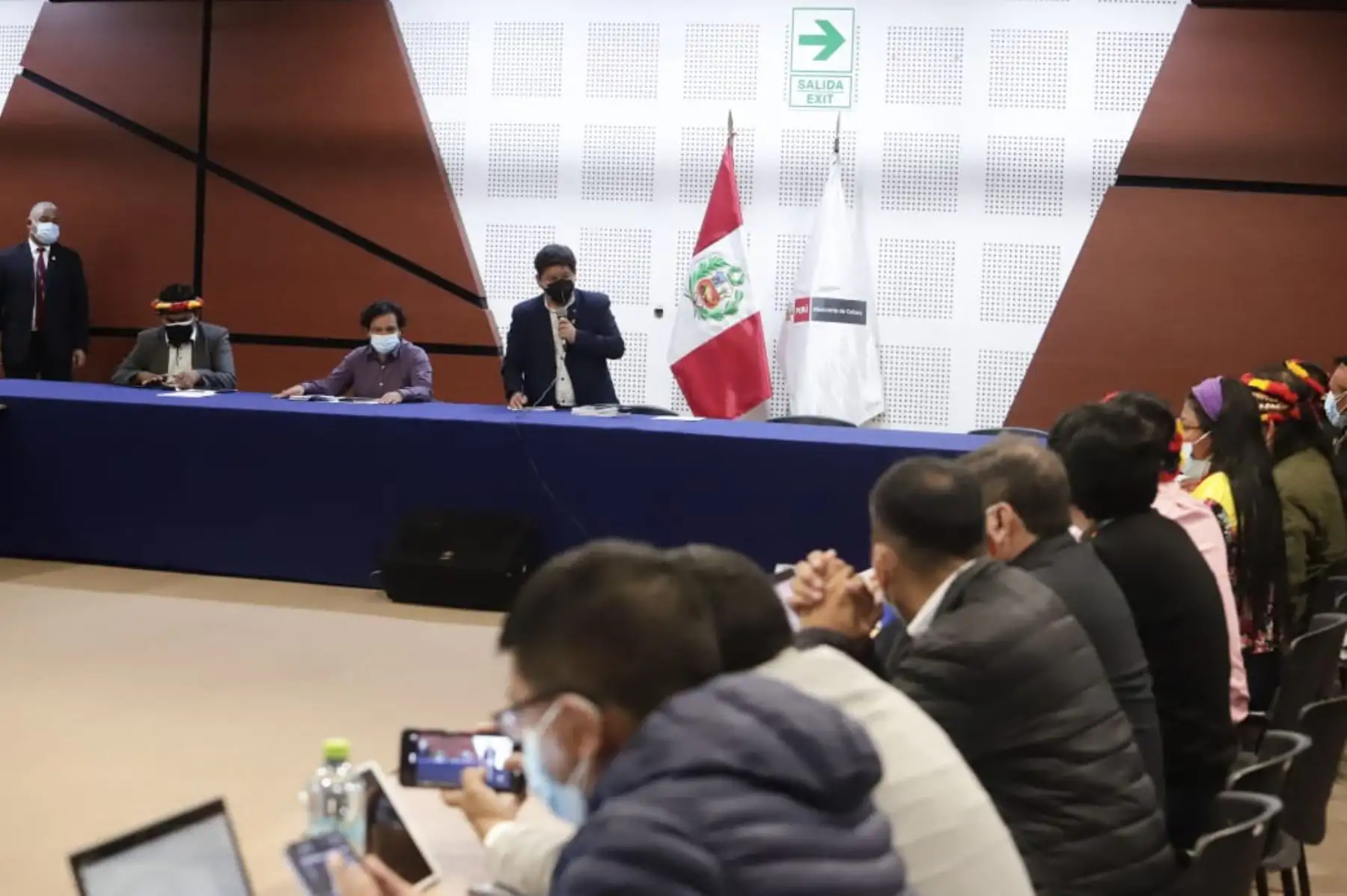 Titular de la PCM, Guido Bellido, participó de la instalación del grupo de trabajo para el desarrollo integral de pueblos indígenas u originarios, comunidades rurales y centros poblados de los distritos de Manseriche y Morona, Datem del Marañón, Loreto, realizada en el Ministerio de Cultura. Foto: PCM