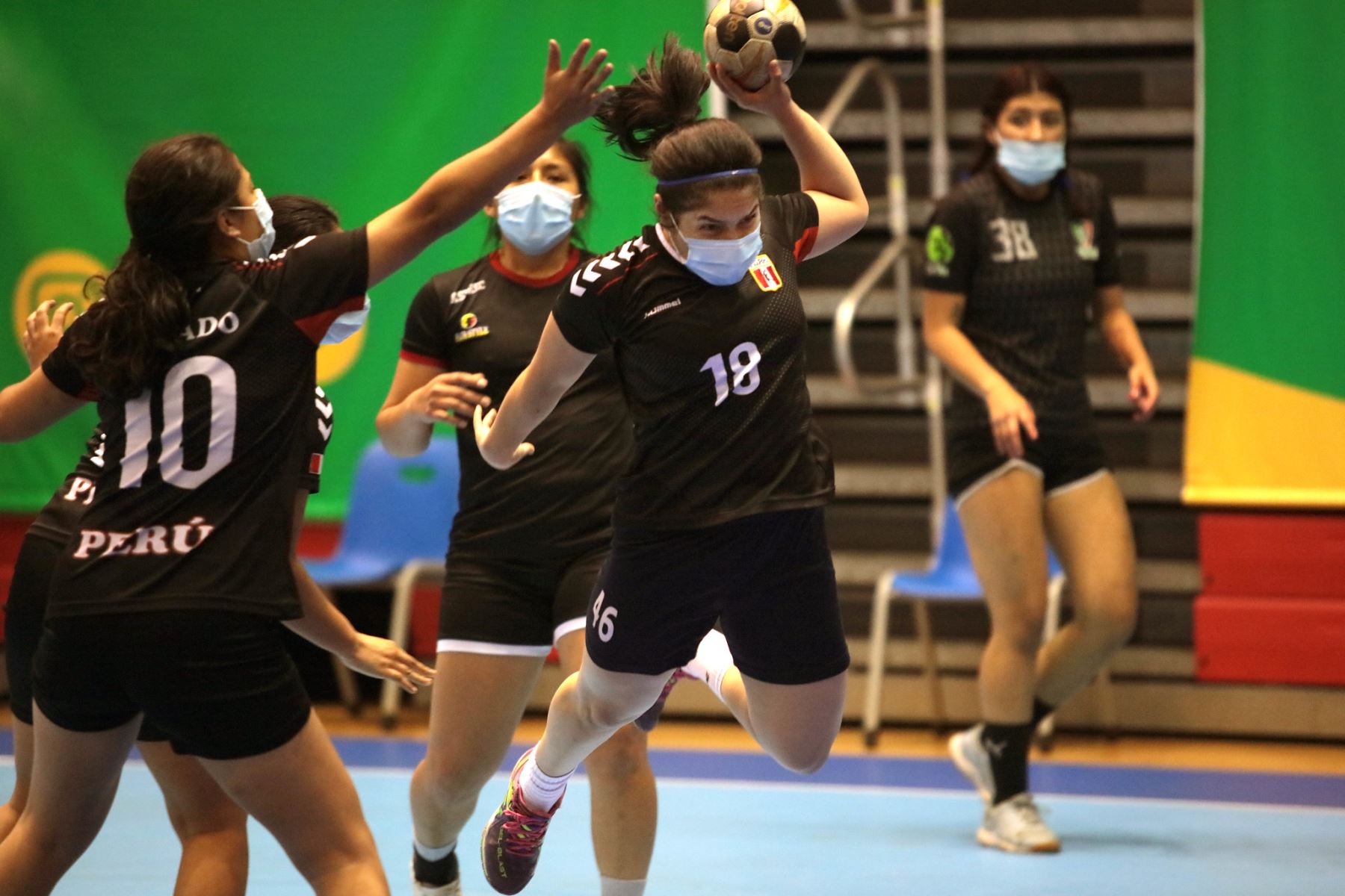La jugadoras de handball pertenecen al grupo de deportistas priorizados para el regreso a los entrenamientos presenciales