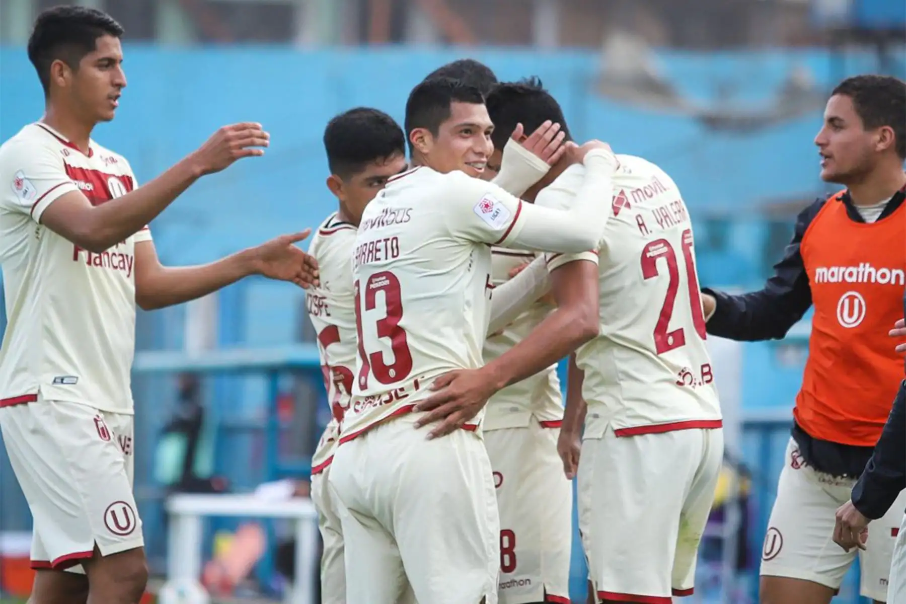 El futbolista Álex Valera de Universitario de Deportes  celebra su gol anotado ante el club Alianza UDH durante el partido de la fecha 12 de la Liga 1 en el estadio Alberto Gallardo. F
oto: @LigaFutProf El futbolista Álex Valera de Universitario de Deportes  celebra su gol anotado ante el club Alianza UDH durante el partido de la fecha 12 de la Liga 1 en el estadio Alberto Gallardo. F
oto: @LigaFutProf