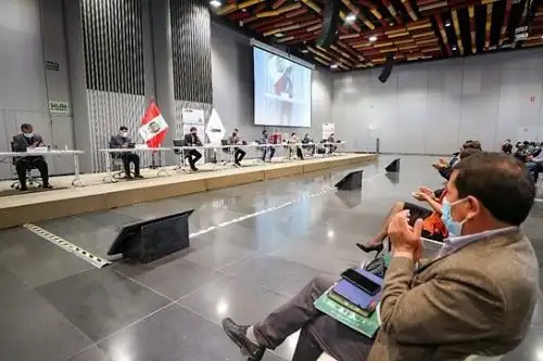 El Gobierno expresa su disposición para fortalecer los espacios de diálogo y entendimiento con los trabajadores.