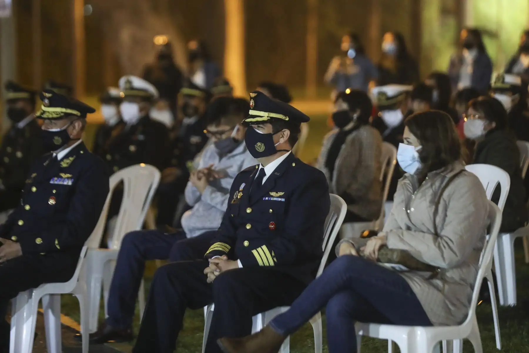 La Banda Conjunta de las Fuerzas Armadas ofreció esta noche una retreta musical en el Circuito Mágico del Agua en el marco de las celebraciones por su día. Decenas de personas disfrutaron de una velada de entretenimiento, música y danzas. Foto: ANDINA/Carla Patiño