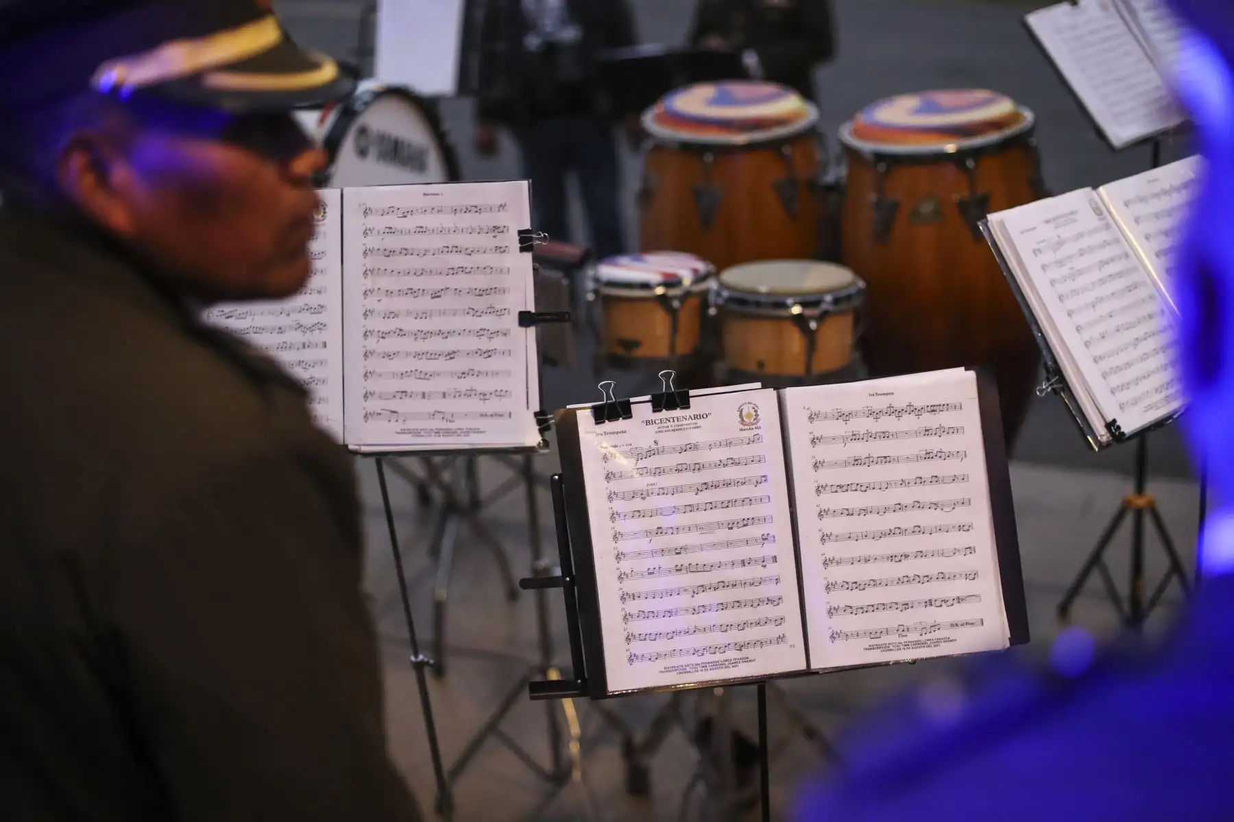 La Banda Conjunta de las Fuerzas Armadas ofreció esta noche una retreta musical en el Circuito Mágico del Agua en el marco de las celebraciones por su día. Decenas de personas disfrutaron de una velada de entretenimiento, música y danzas. Foto: ANDINA/Carla Patiño