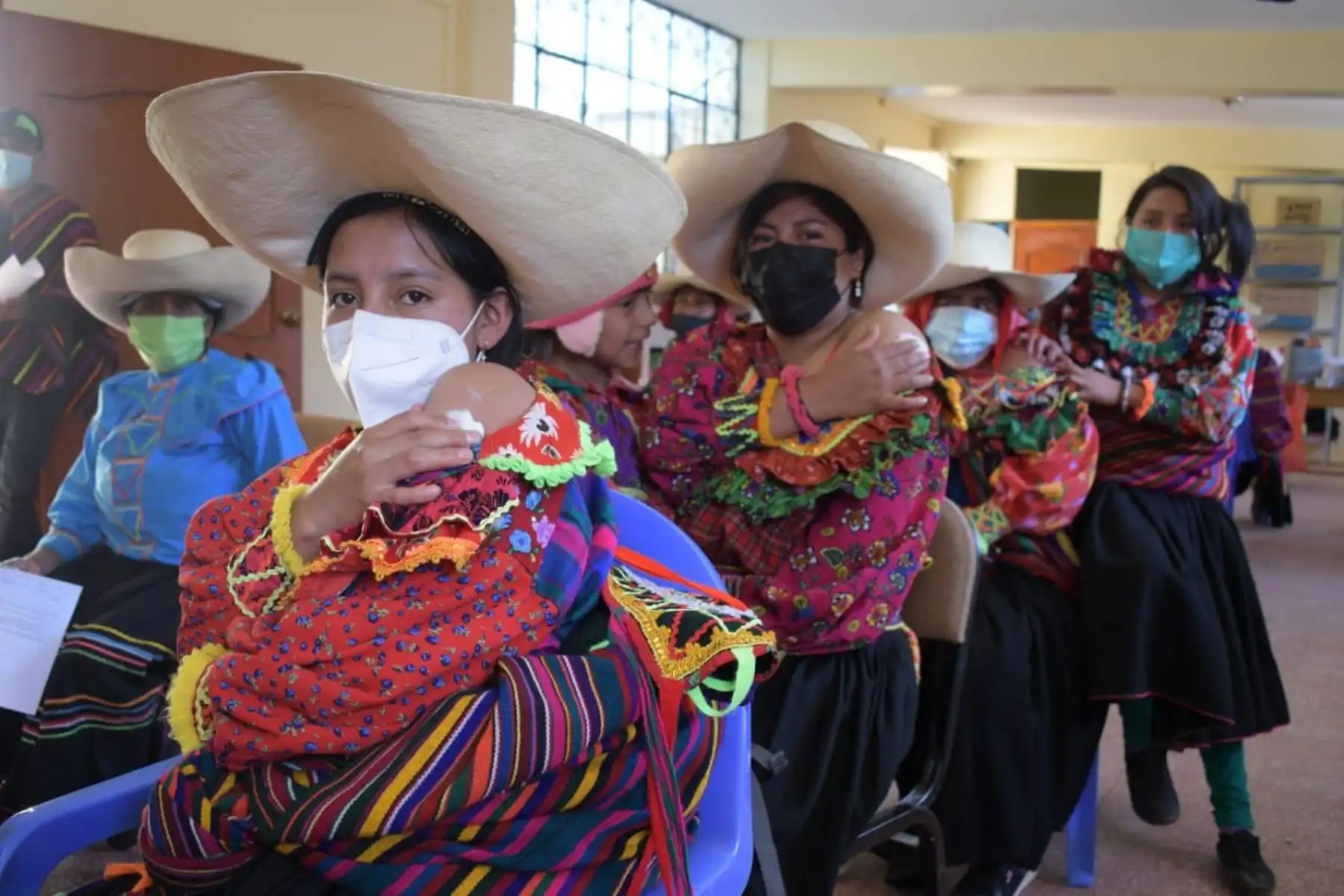 En Lambayeque, los pobladores de 18 años a más del distrito de Incahuasi, acuden a los centros de vacunación ubicados en Uyurpampa e Incahuasi para recibir la vacuna contra la Covid-19. Foto: ANDINA/MINSA