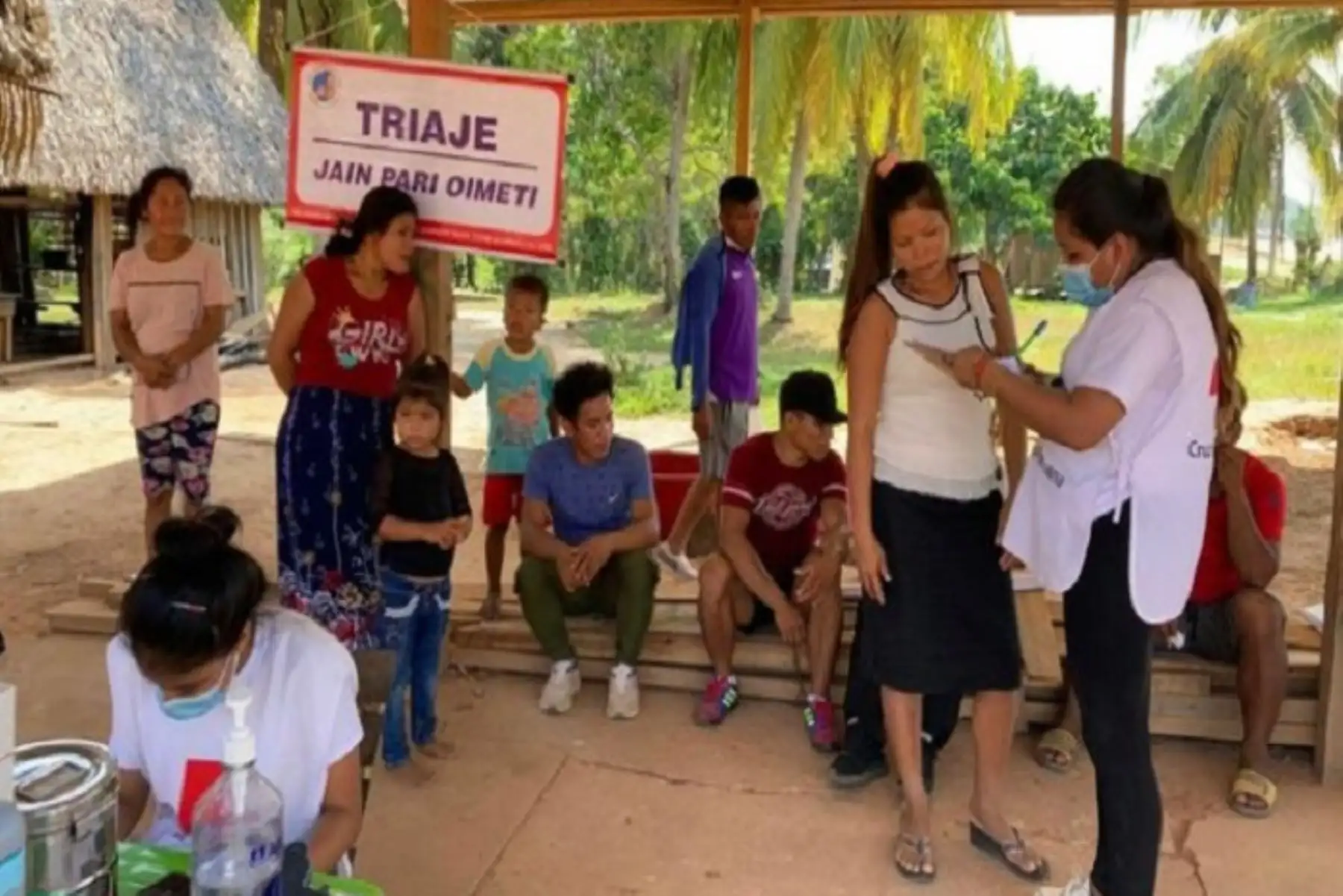 Como parte de este trabajo articulado, también se vacunará a un total de 26 comunidades Aymara, que tienen asiento en la zona altoandina, específicamente en el distrito de San Antonio de Putina, en la región Puno.