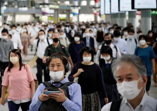 Japón planea levantar la emergencia sanitaria por coronavirus esta semana.
