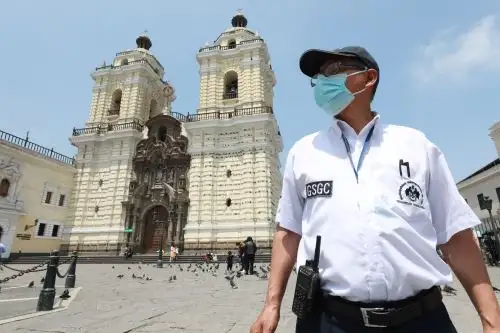 Los serenos bilingües de la Municipalidad de Lima refuerzan seguridad en el Centro Histórico. Foto: ANDINA/Difusión