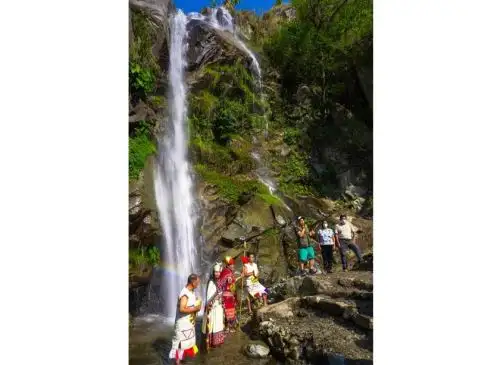 Conoce la impresionante catarata de Ccollpani, ubicada cerca del Santuario Histórico de Machu Picchu, región Cusco, que fue incorporado al circuito turístico del distrito de Machu Picchu pueblo. ANDINA/Difusión