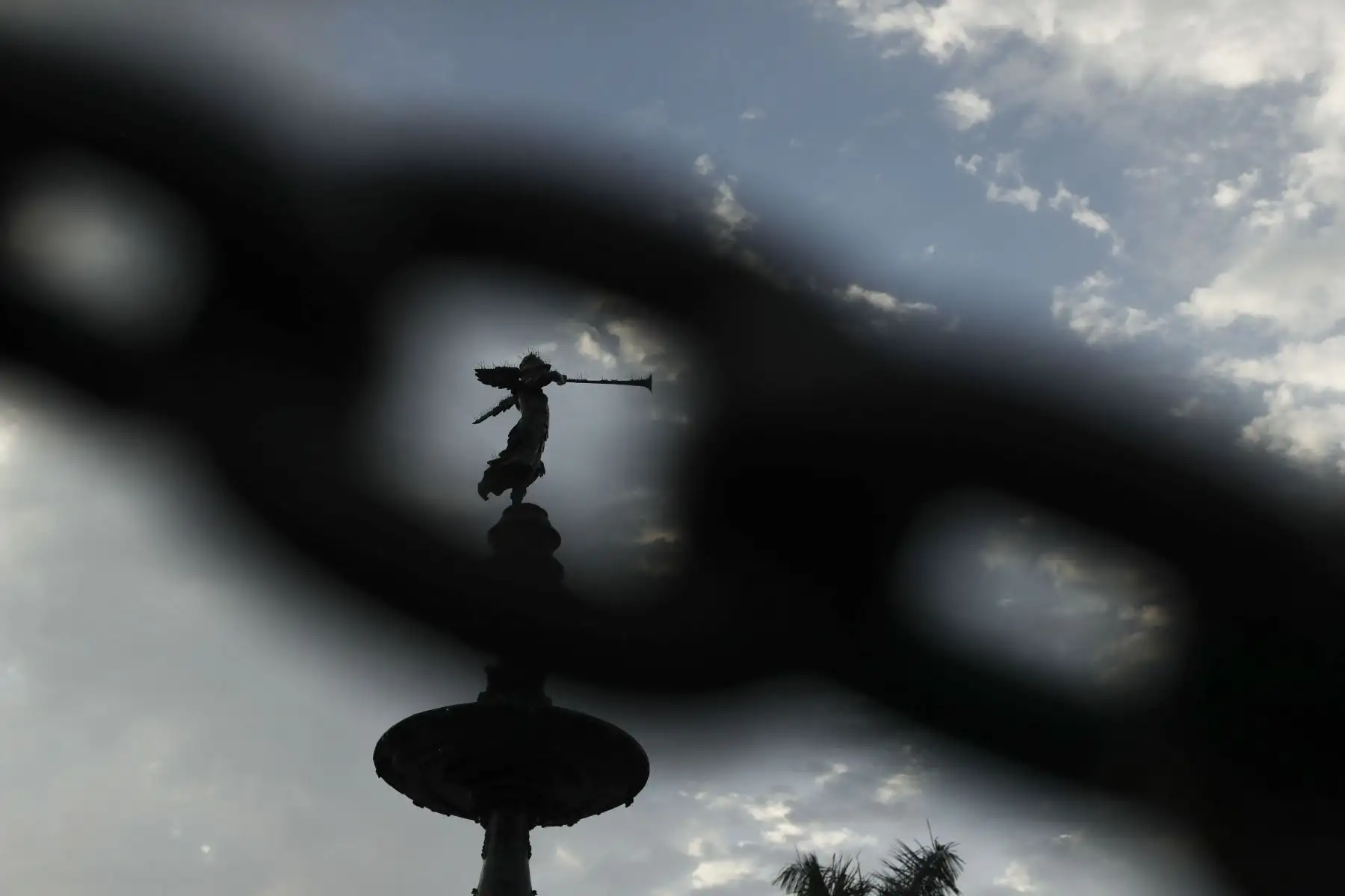 Luego de casi 2 meses de permanecer cerrados, se reabrieron los accesos a la Plaza de Armas de Lima. La plaza fue cerrada como medida de precaución debido a la movilización de manifestantes en el centro de la ciudad. Foto: ANDINA/Carla Patiño Ramírez
