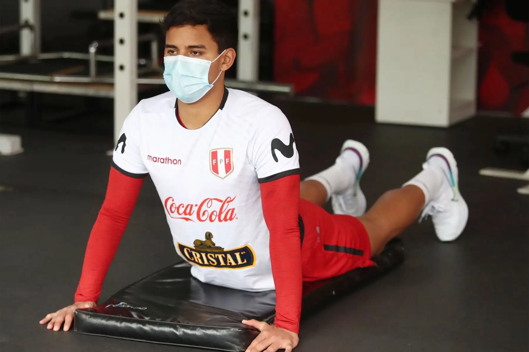 La selección peruana realiza su segundo día de entrenamiento en la Videna , donde inicia su operativo para enfrentar a Chile, Bolivia y Argentina durante las  eliminatorias Catar 2022.
En la imagen Jhilmar Lora. 
 Foto: Selección Peruana