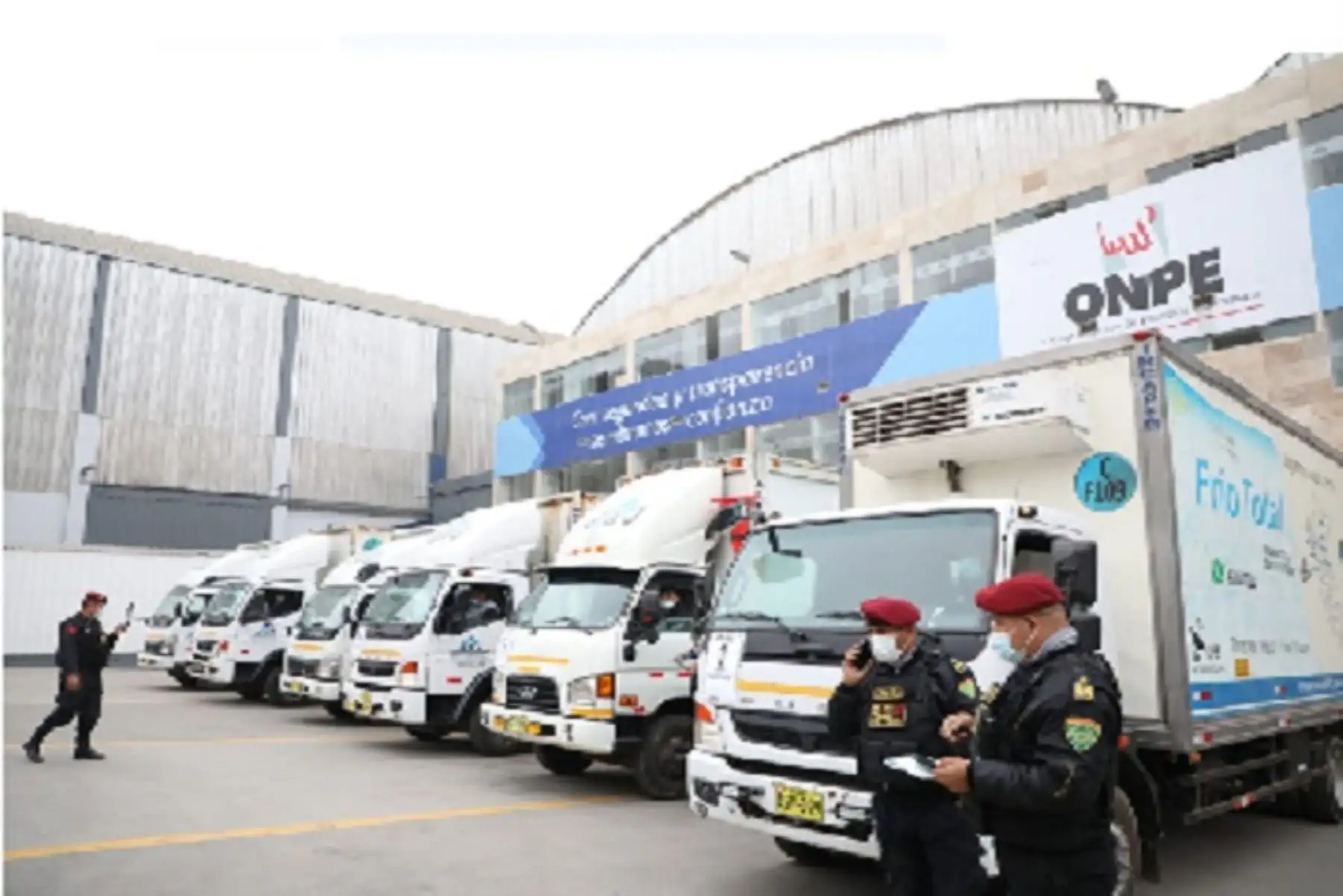 El material electoral desplazado comprende todos los documentos que son utilizados en el día de la jornada electoral, incluyendo el que se utilizará para el simulacro del Sistema de Cómputo Electoral..