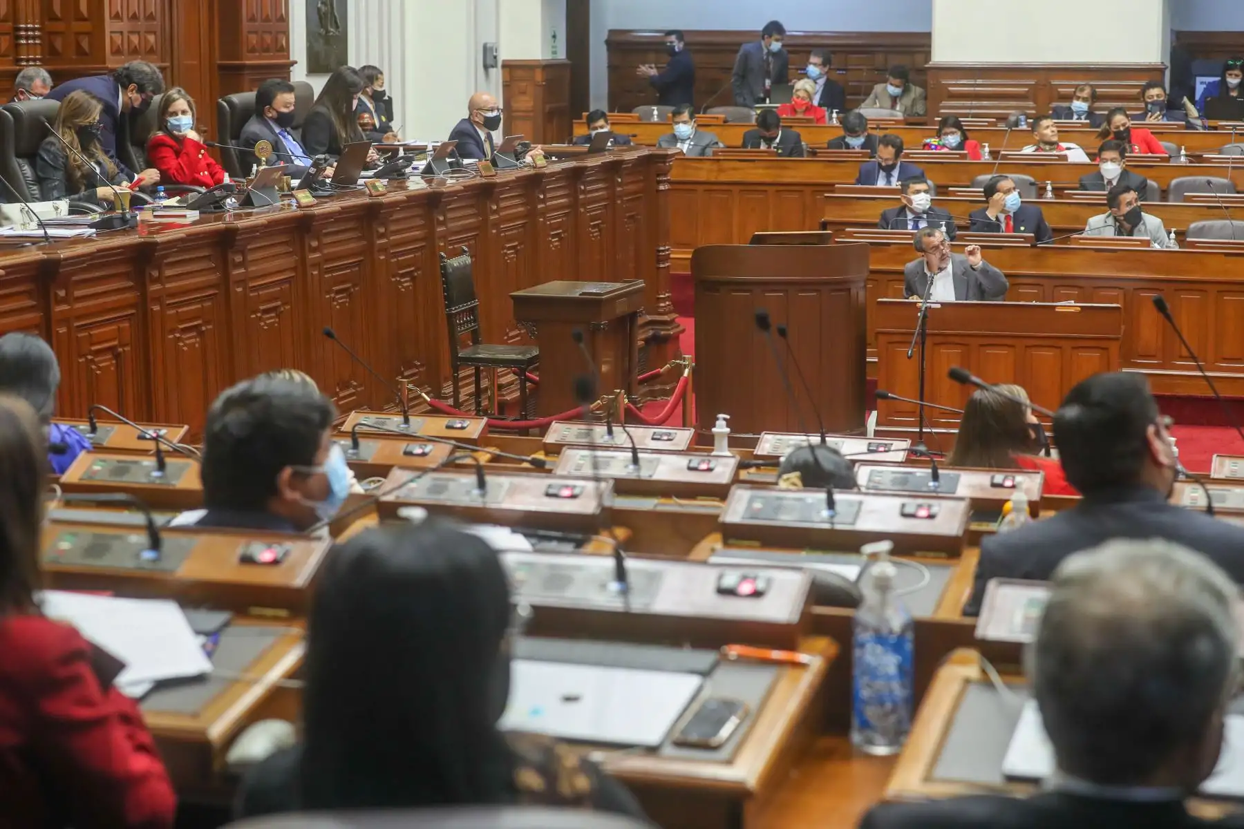 El ministro de Trabajo, Iber Maraví, inició su exposición ante el pleno del Congreso, en el marco del pliego interpelatorio en su contra, presentado por un sector del parlamento. Foto: ANDINA/Congreso