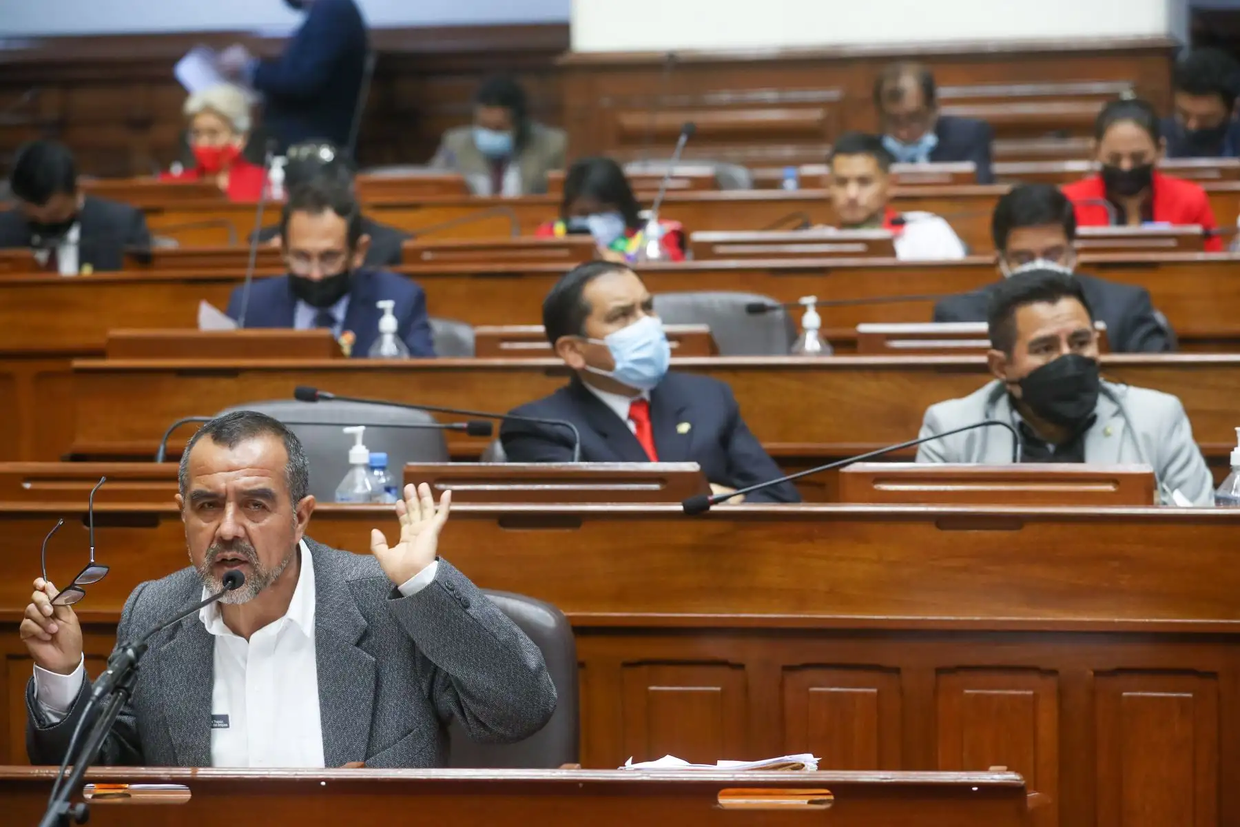 El ministro de Trabajo, Iber Maraví, inició su exposición ante el pleno del Congreso, en el marco del pliego interpelatorio en su contra, presentado por un sector del parlamento. Foto: ANDINA/Congreso