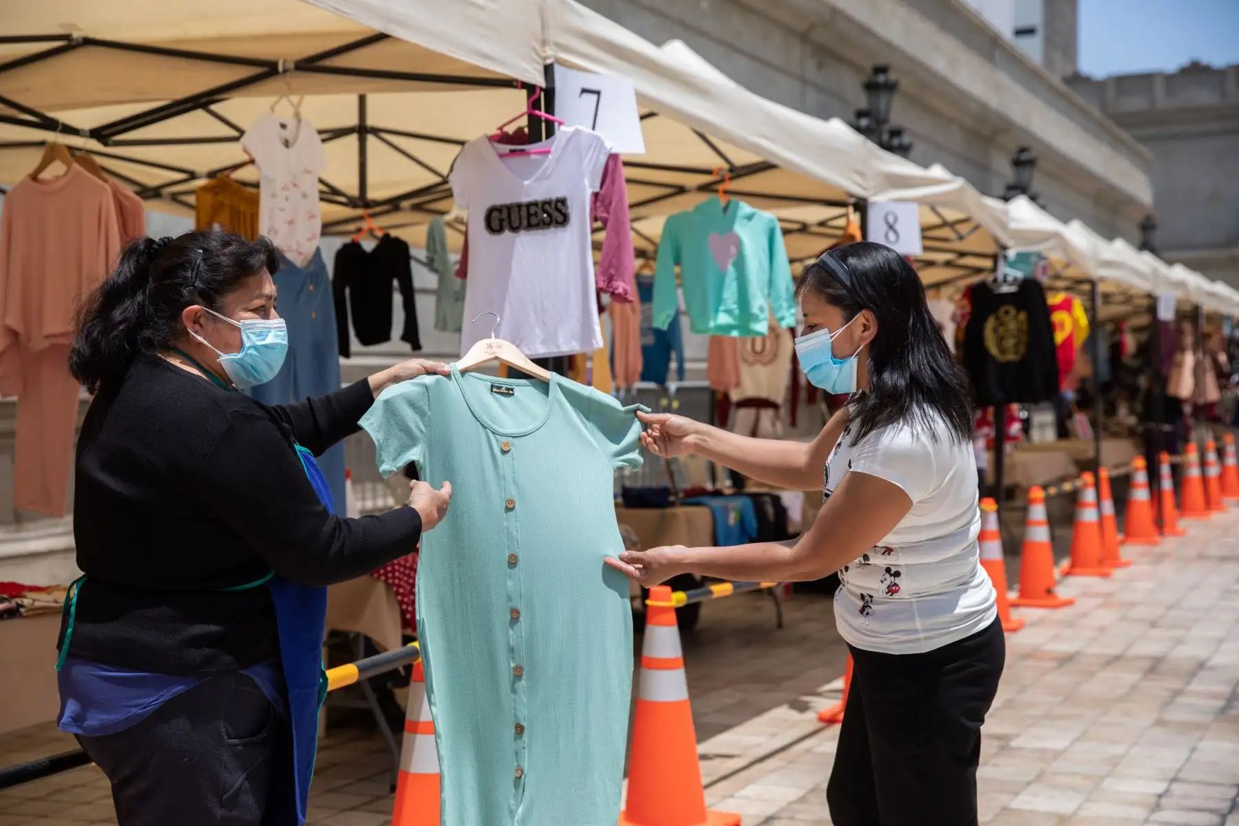 MML inaugura la feria Expomoda Lima 2021,con la participación de  cerca de 30 marcas de emprendedores peruanos, mostrando la última tendencia en vestuario, calzado, bisutería, entre otros.
Foto: MML