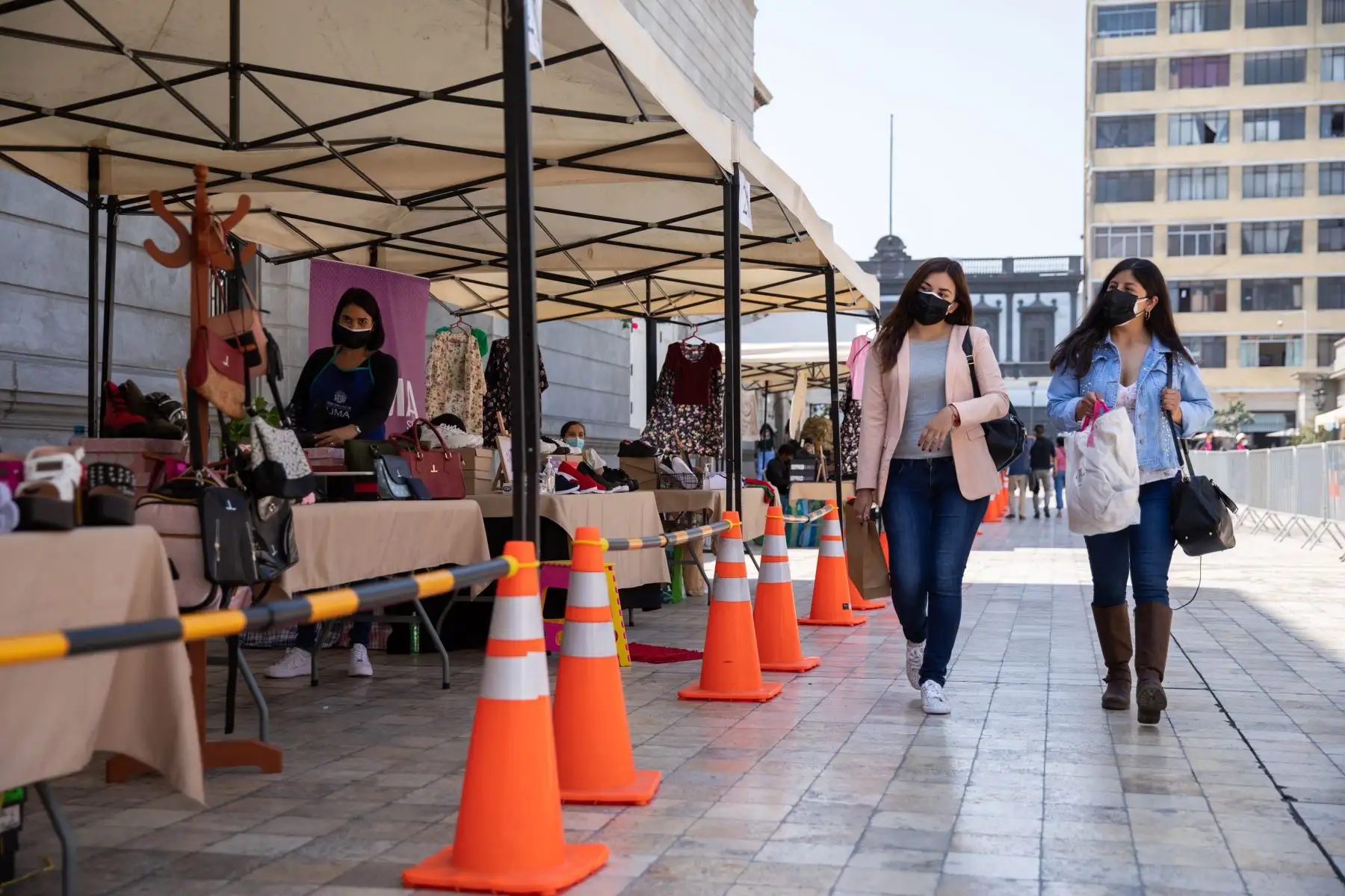 MML inaugura la feria Expomoda Lima 2021,con la participación de  cerca de 30 marcas de emprendedores peruanos, mostrando la última tendencia en vestuario, calzado, bisutería, entre otros.
Foto: MML