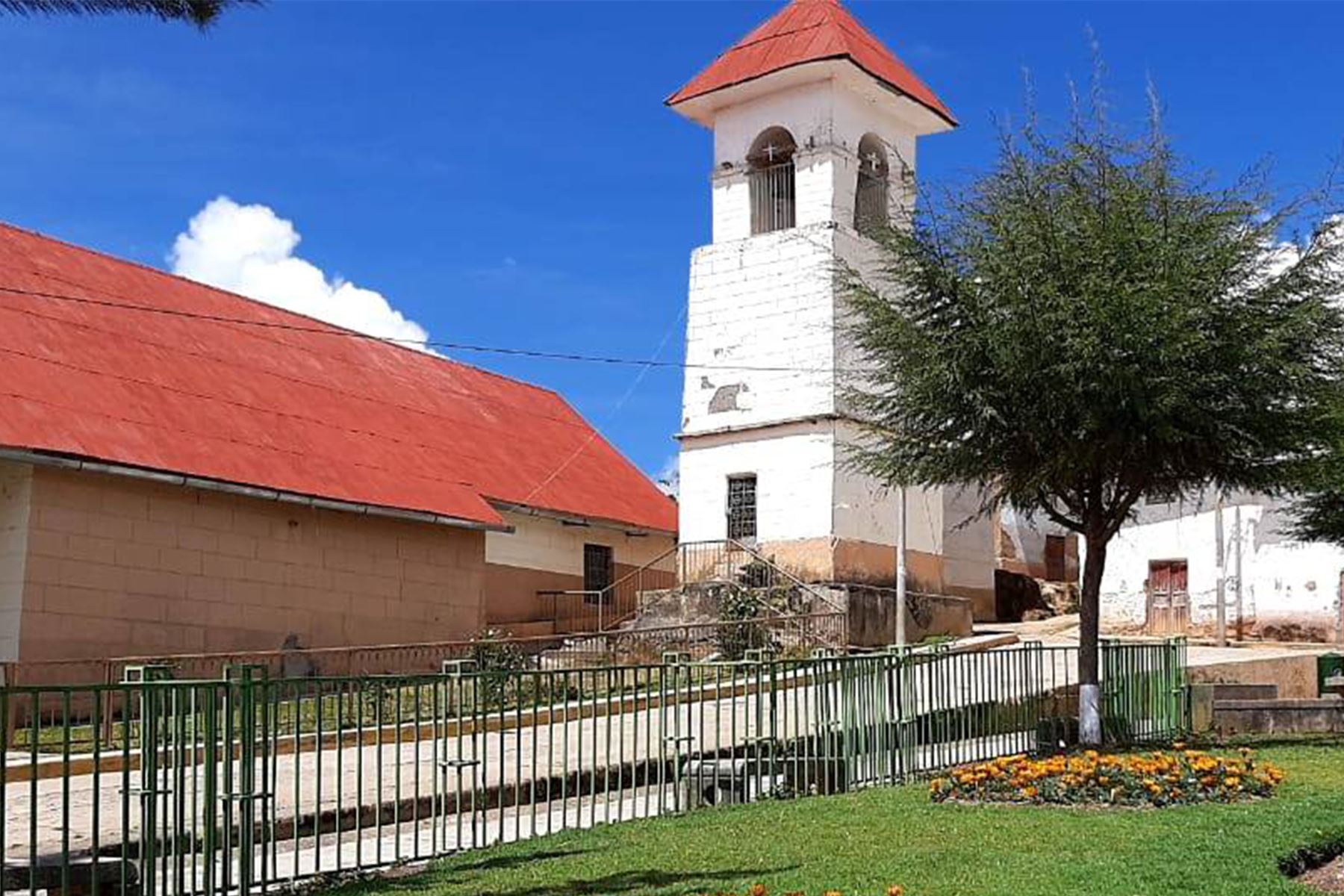 Plaza del distrito de Cayna, en la provincia de Ambo, región Huánuco. Foto: Municipalidad de Cayna