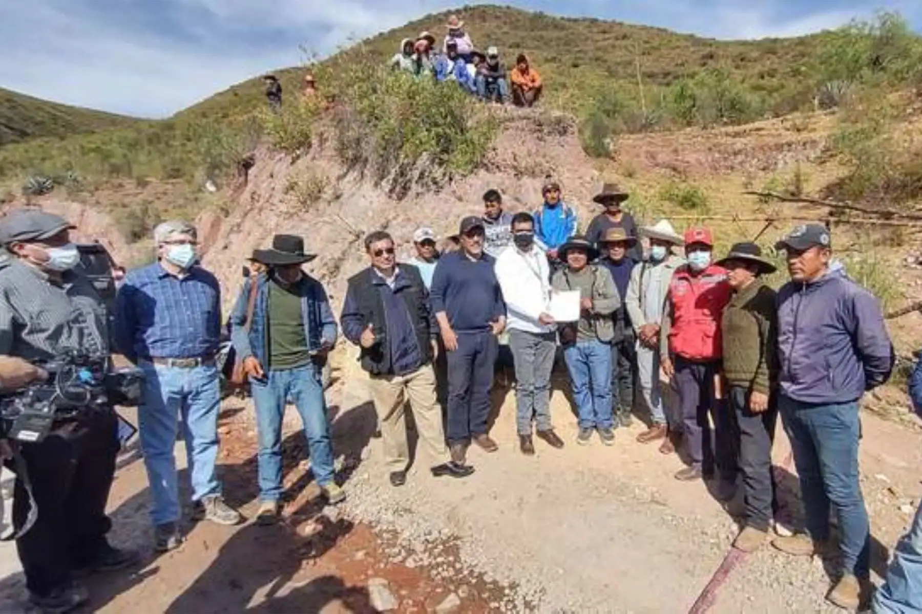 Representantes del Ejecutivo se reunieron con pobladores de Chumbivilcas.