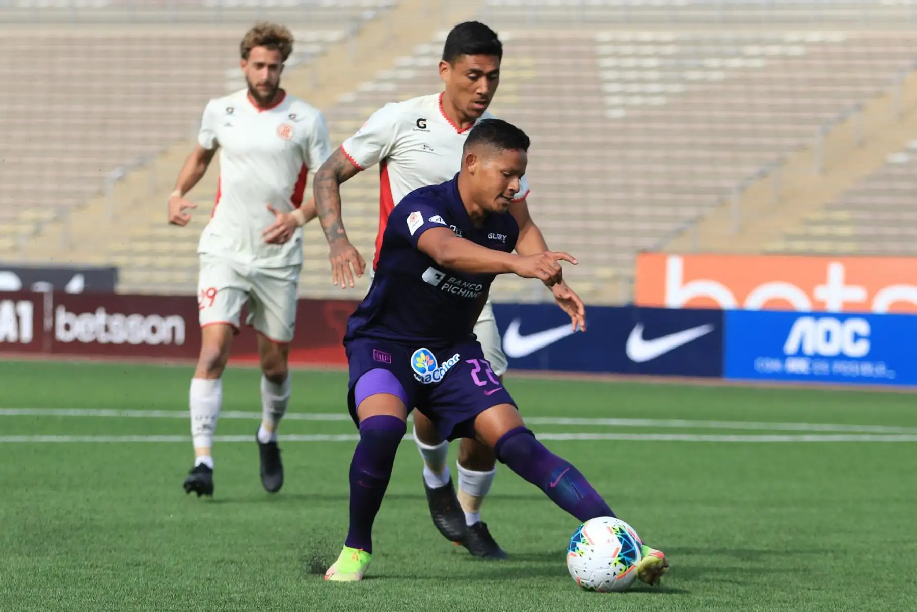 Alianza Lima se enfrenta a UTC de Cajamarca por la fecha 14 de la fase 2 de la Liga1 en el estadio San Marcos. Foto: FPF