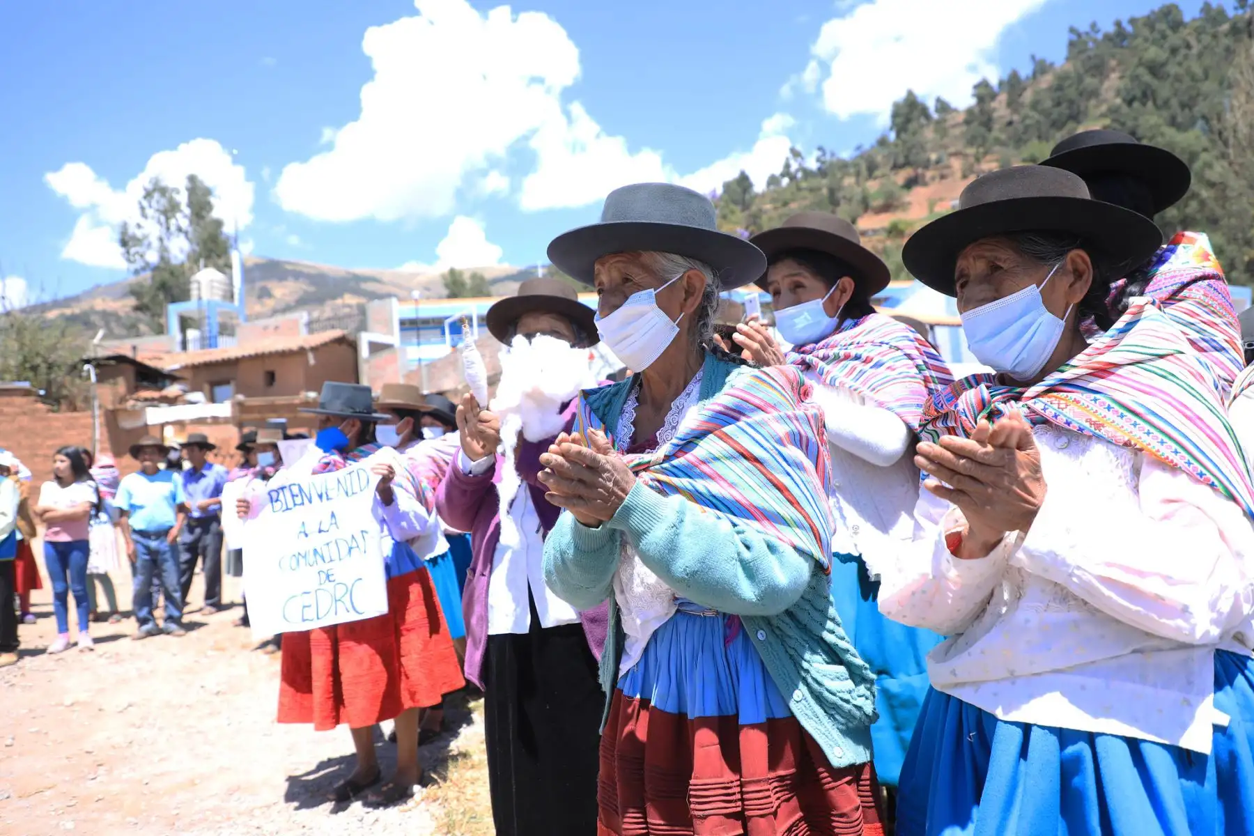 La titular del Ministerio de la Mujer y Poblaciones Vulnerables (MIMP), Anahí Durand, estuvo en la región Ayacucho a fin de fortalecer cada uno de los servicios que esta cartera ministerial pone a disposición de las mujeres y poblaciones vulnerables de la región. Foto: MIMP