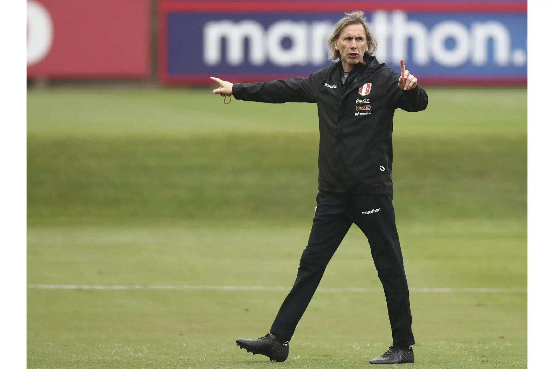 Ricardo Gareca. A tres días del duelo ante Chile, la Selección Peruana entrenó en la Videna con 23 jugadores. Foto: FPF