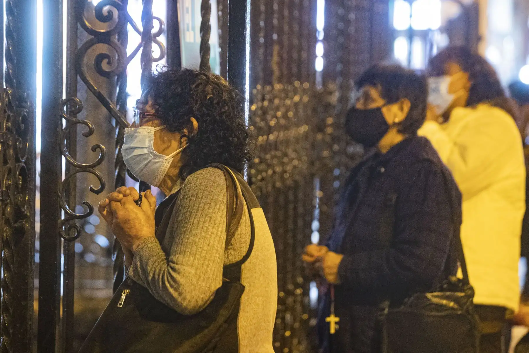 Por segundo año consecutivo, las andas del Señor de los Milagros no recorrerán las calles de la ciudad debido a las disposiciones tomadas para frenar la propagación de la COVID-19, es por eso que el Arzobispado de Lima y de la Hermandad del Señor de Los Milagros de Nazarenas anunciaron que el santuario permanecerá abierto todos los días de octubre desde las 07.30 horas hasta las 18.00 horas. Foto: ANDINA/Carla Patiño Ramírez