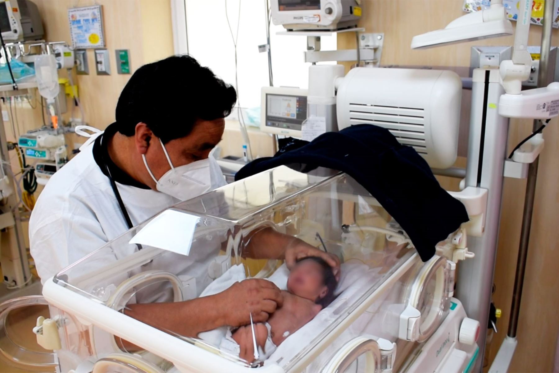 El INSN es cuna de la pediatría peruana, y desde el inicio de la pandemia sus profesionales se encuentran en la primera línea de atención frente a la covid-19.  ANDINA/ INSN