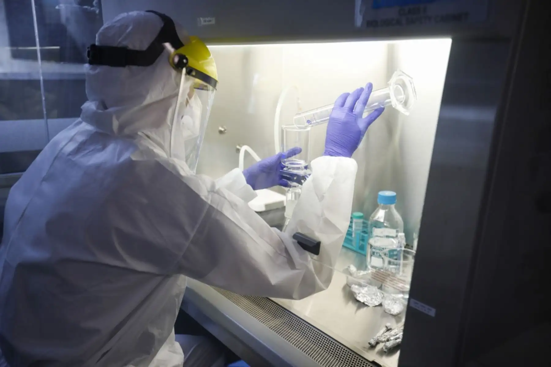 Monitoreo de aguas residuales confirma una moderada a baja concentración del virus SARS-CoV-2, causante del covid-19, en la ciudad de Arequipa, reveló el Ministerio de Vivienda.