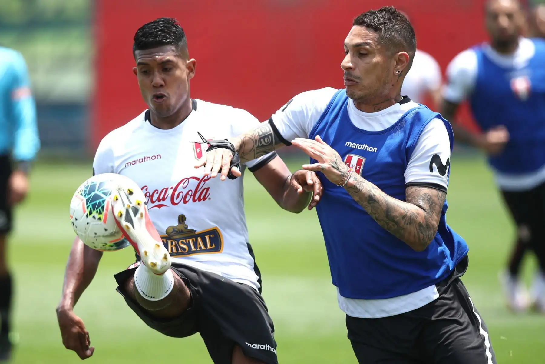 La Selección Peruana entrenó por primera vez con el grupo completo de 30 futbolistas con miras al encuentro ante Chile por las Clasificatorias Sudamericanas. Foto: FPF