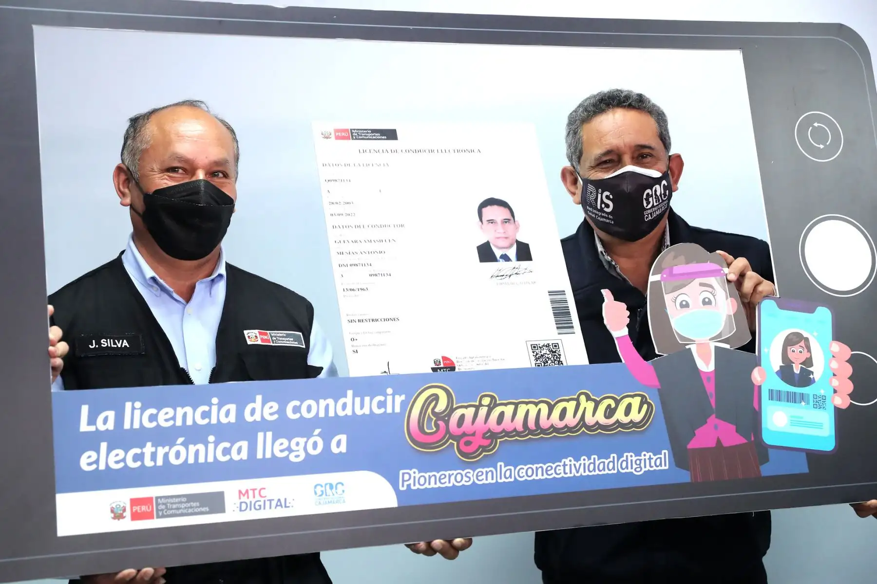 Cajamarca es la primera región que ha empezado a emitir la licencia de conducir electrónica como parte del plan MTC Digital, impulsado por el Ministerio de Transportes y Comunicaciones (MTC) con el objetivo de agilizar y modernizar los servicios que el Estado brinda a la ciudadanía. Foto: MTC