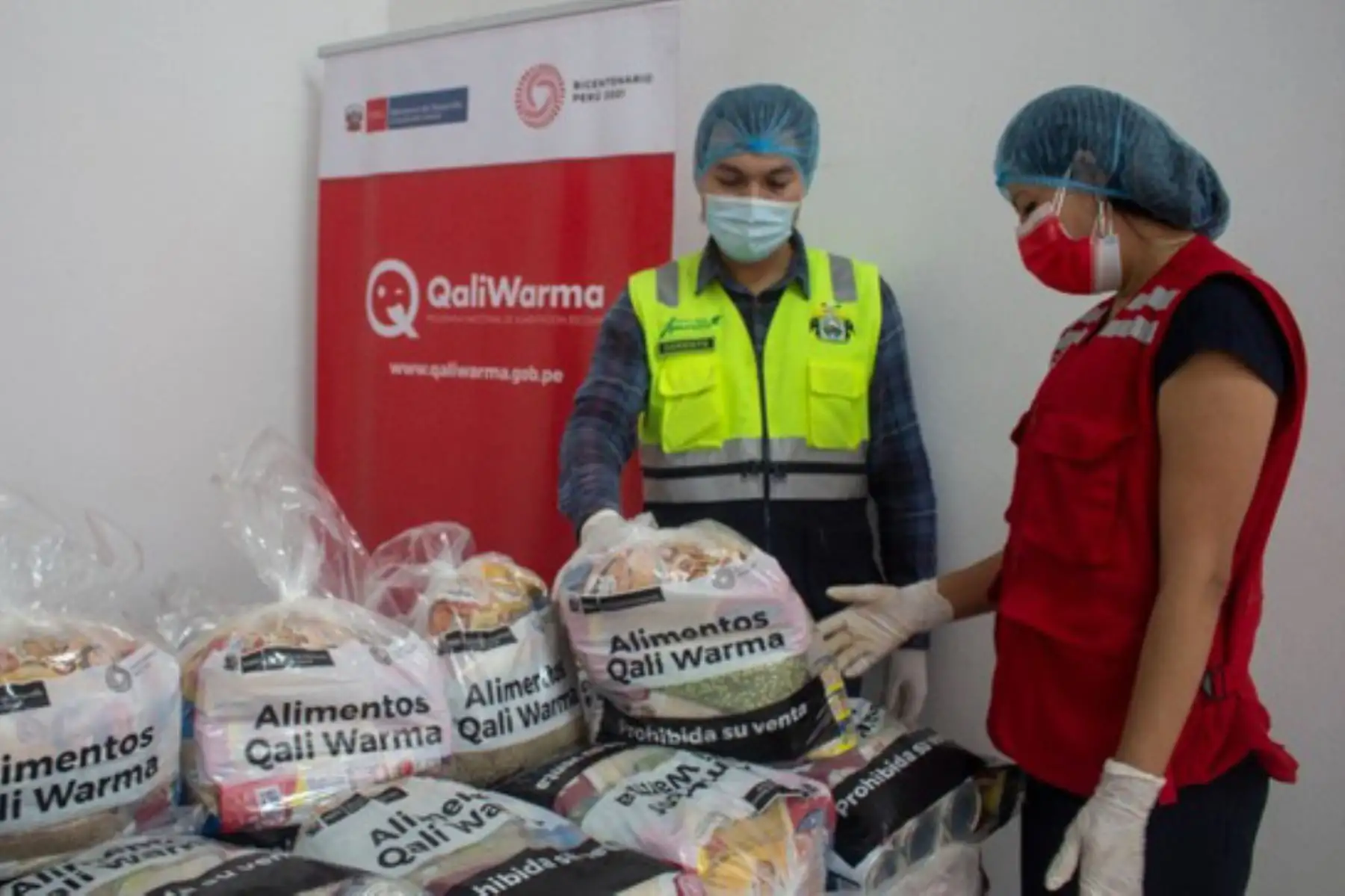 El Ministerio de Desarrollo e Inclusión Social (Midis), a través del Programa Nacional de Alimentación Escolar Qali Warma, ha entregado hasta la fecha 136,294.2 toneladas de alimentos nutritivos, inocuos y de calidad en el ámbito nacional para el consumo de escolares de instituciones educativas públicas usuarias y ciudadanos en situación de vulnerabilidad. Foto: ANDINA/difusión.