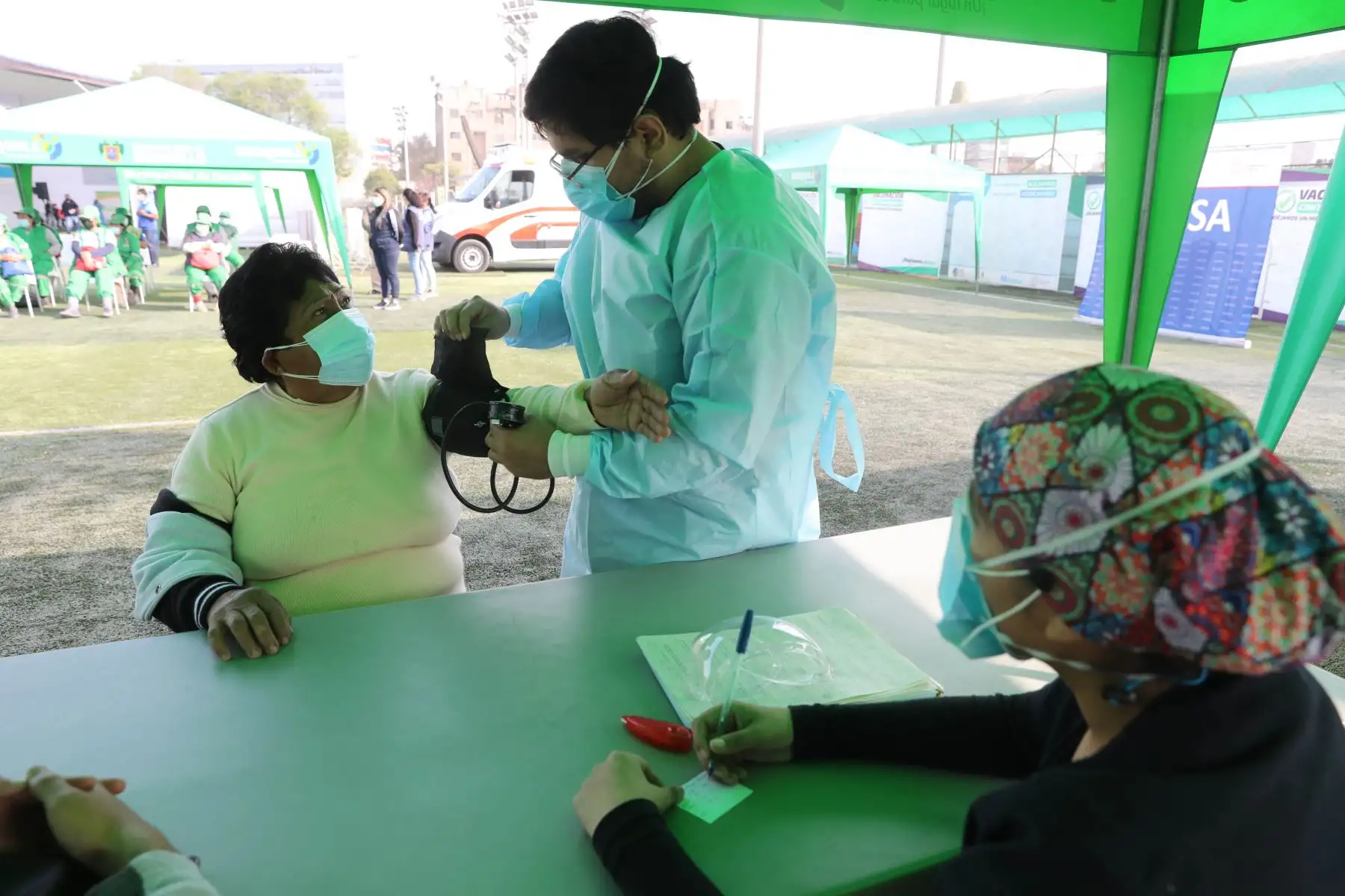 El Ministerio de Salud, realiza en el distrito de Surquillo una campaña de salud preventiva de descarte de obesidad, diabetes e hipertensión arterial.
Foto: ANDINA/Andrés Valle